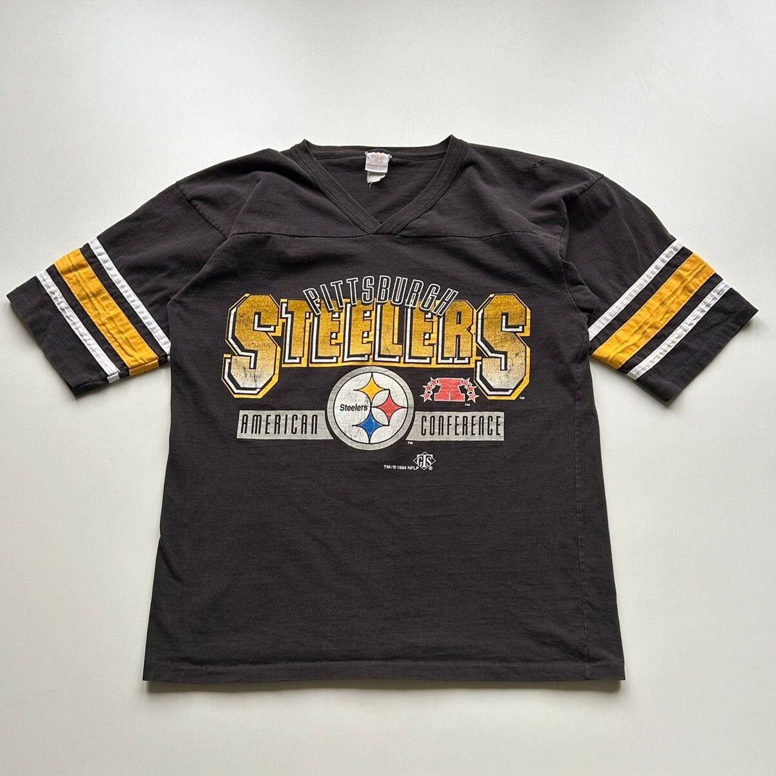 Vintage 90s Pittsburgh Steelers NFL T Shirt Medium Faded