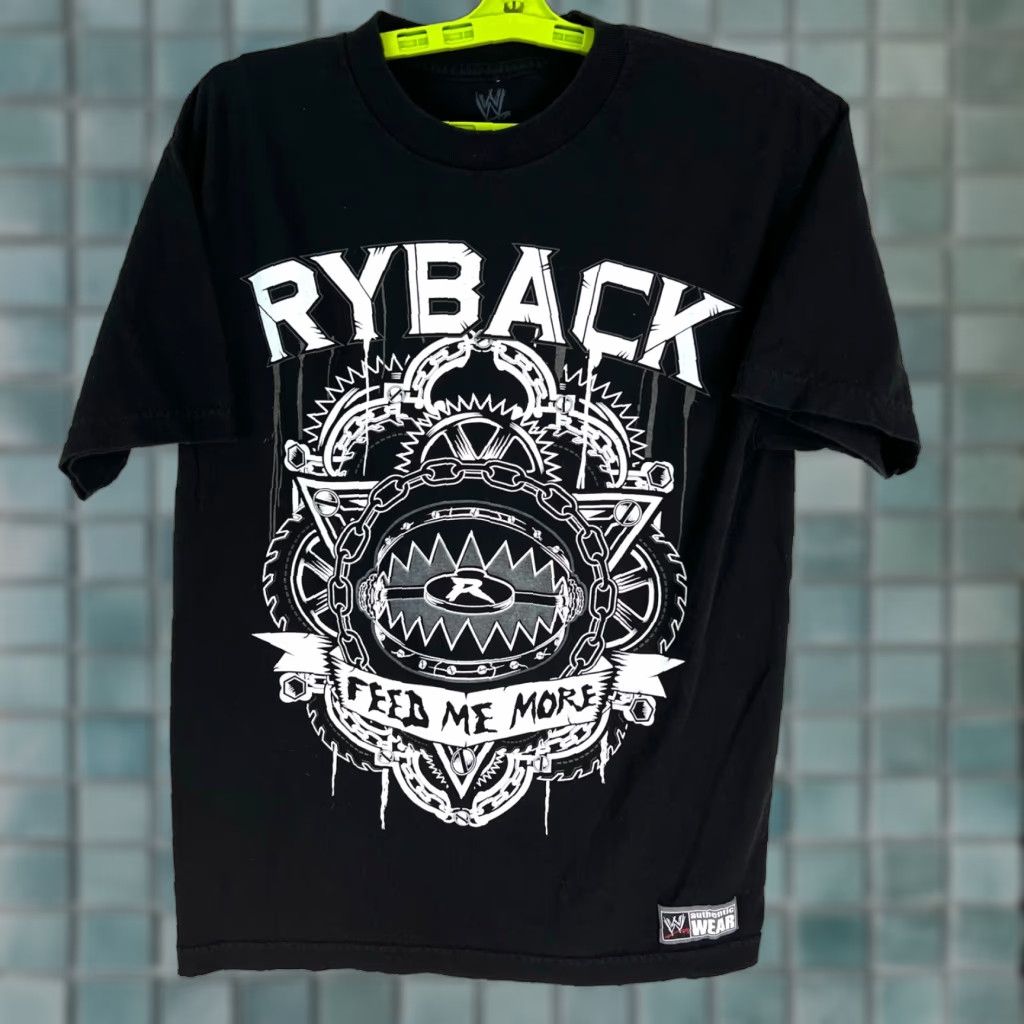 Vintage WWE Authentic T-Shirt Wrestling Ryback Feed Me More Black Shirt M Mens Short Sleeve Crew Neck 100% Cotton Graphic Tee 90s Sports Vintage No Size US M / EU 48-50 / 2 - 1 Thumbnail