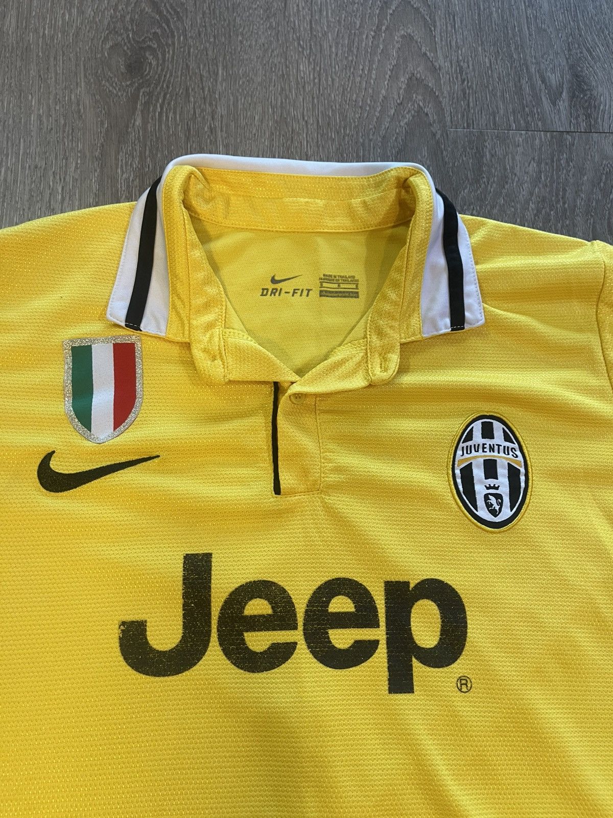 Nike Juventus Away Football Soccer Shirt Jersey Nike Authentic Size US S / EU 44-46 / 1 - 3 Thumbnail