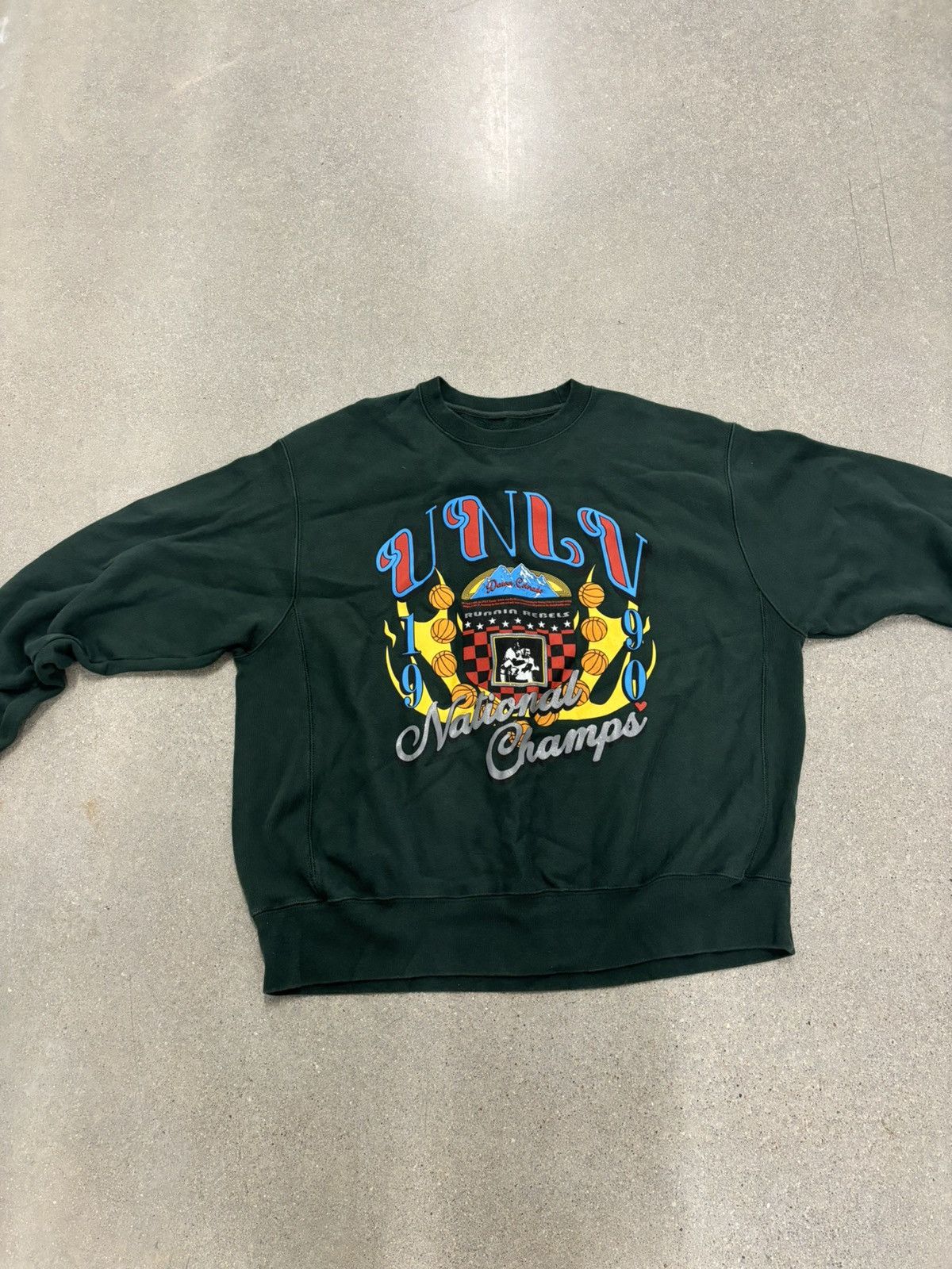 Other UNLV sweater Size US L / EU 52-54 / 3 - 1 Thumbnail