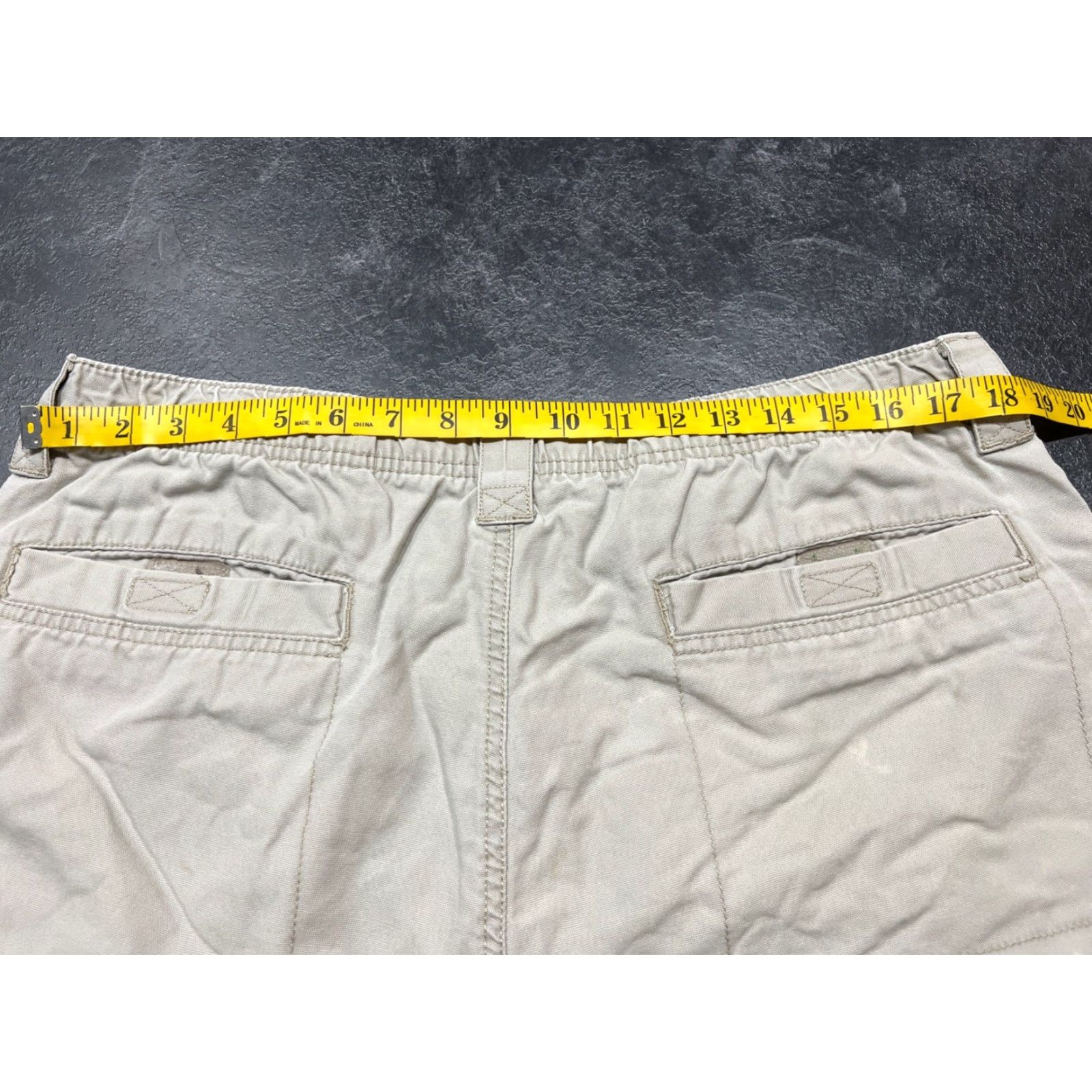 Wrangler Wrangler Men’s Cargo Hiking Shorts Belted Size 38 Regular Beige 90s Style Size US 38 / EU 54 - 7 Thumbnail