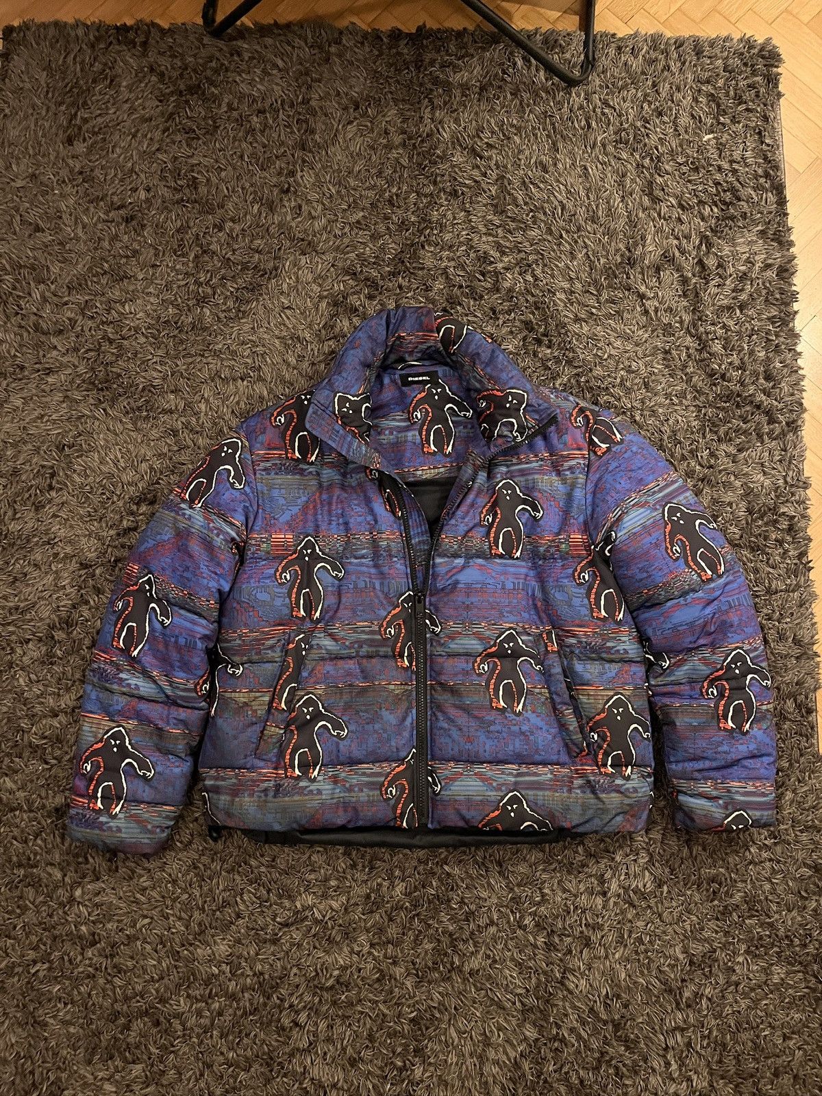 Diesel *RARE* Diesel Graffiti Puffer Size US XL / EU 56 / 4 - 2 Thumbnail