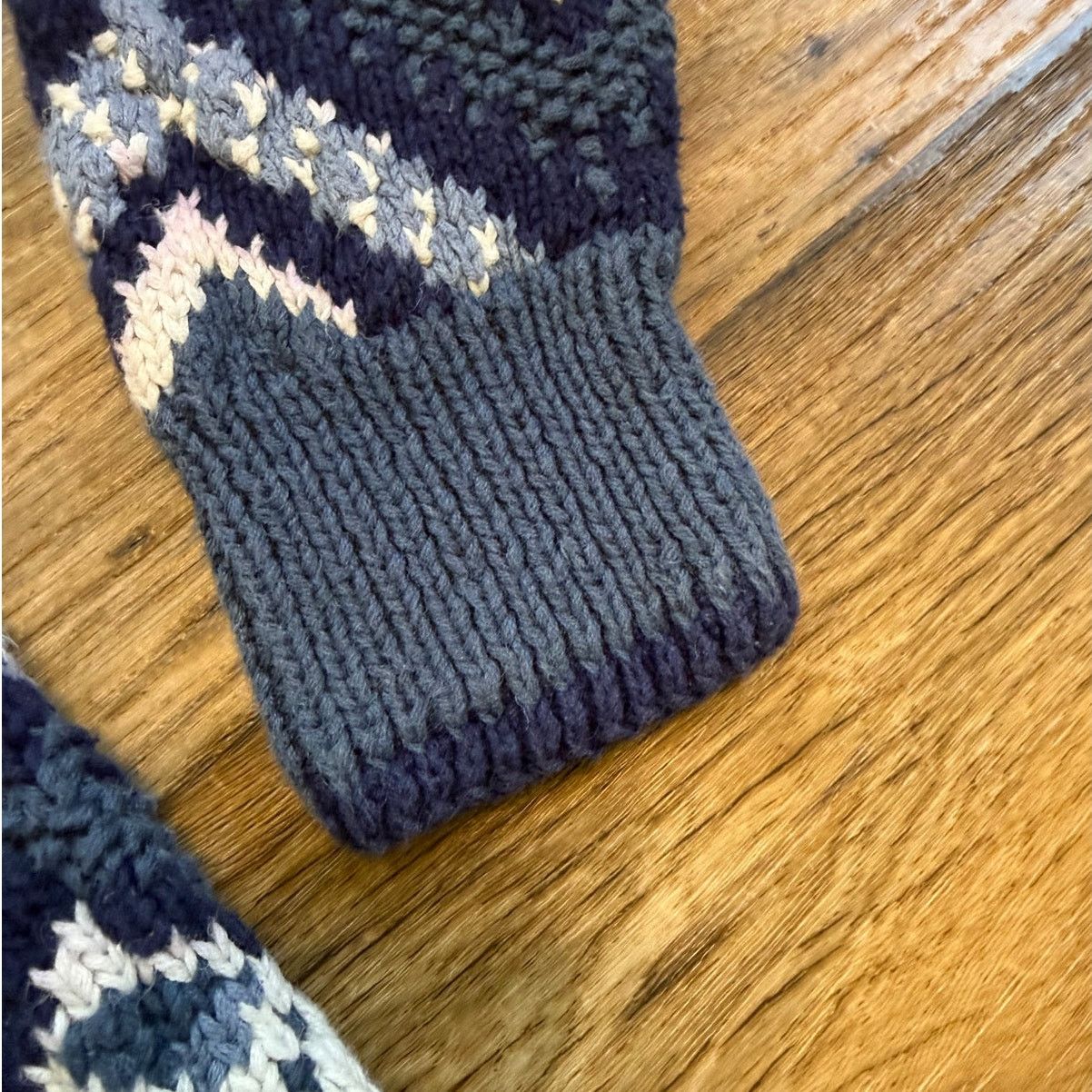 Northern Isles Vintage Northern Isles Hand Knit Abstract Sweater Size US XL / EU 56 / 4 - 4 Thumbnail