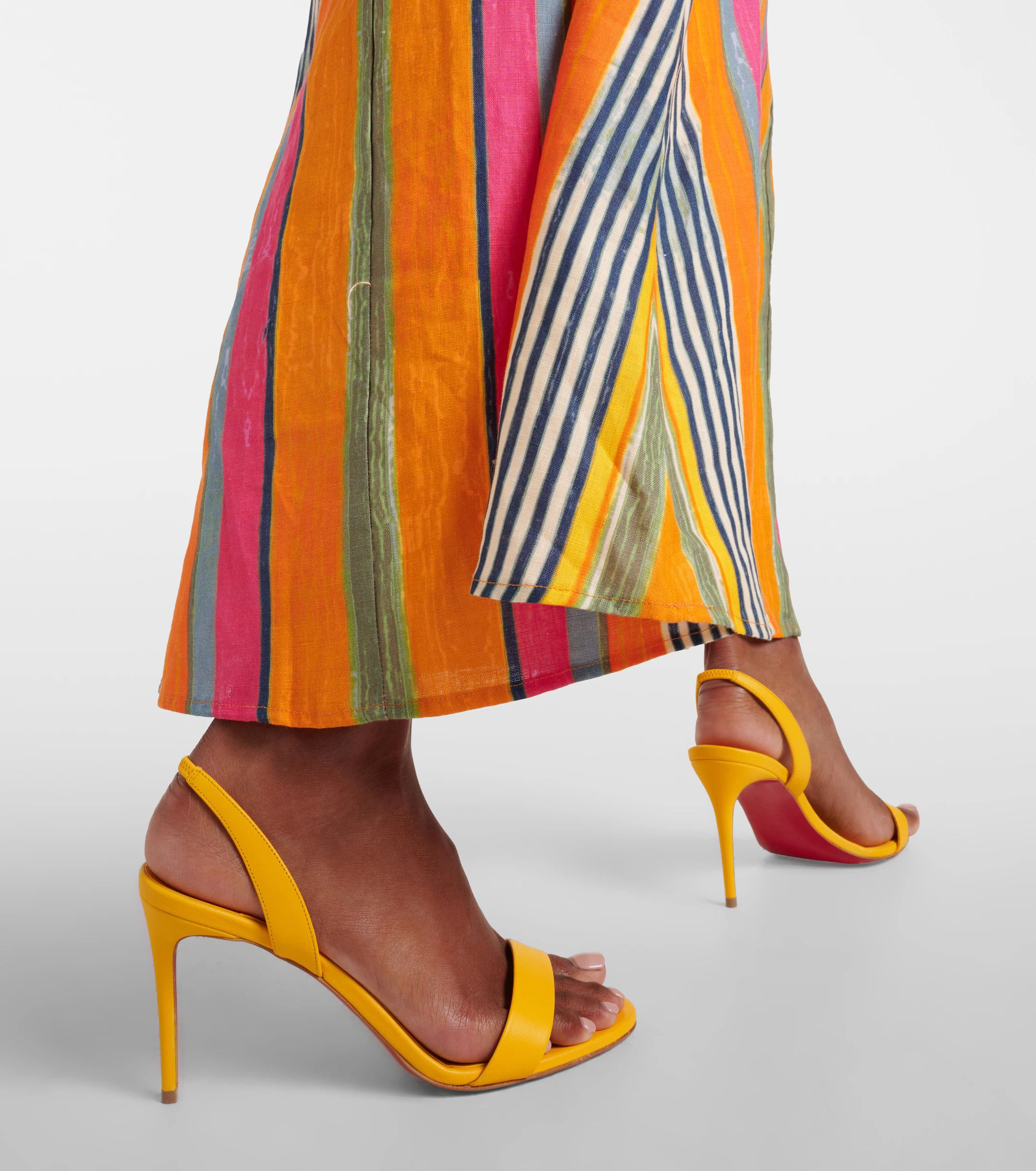 Christian Louboutin o1w1db10425 Heels in Yellow Size US 11 / IT 41 - 2 Thumbnail
