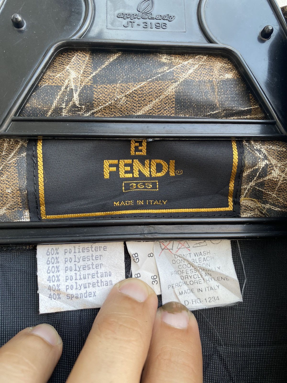 Fendi × Vintage 80s FENDI zucca all overprinted checkerboard oversize jacket Size XS / US 0-2 / IT 36-38 - 11 Thumbnail