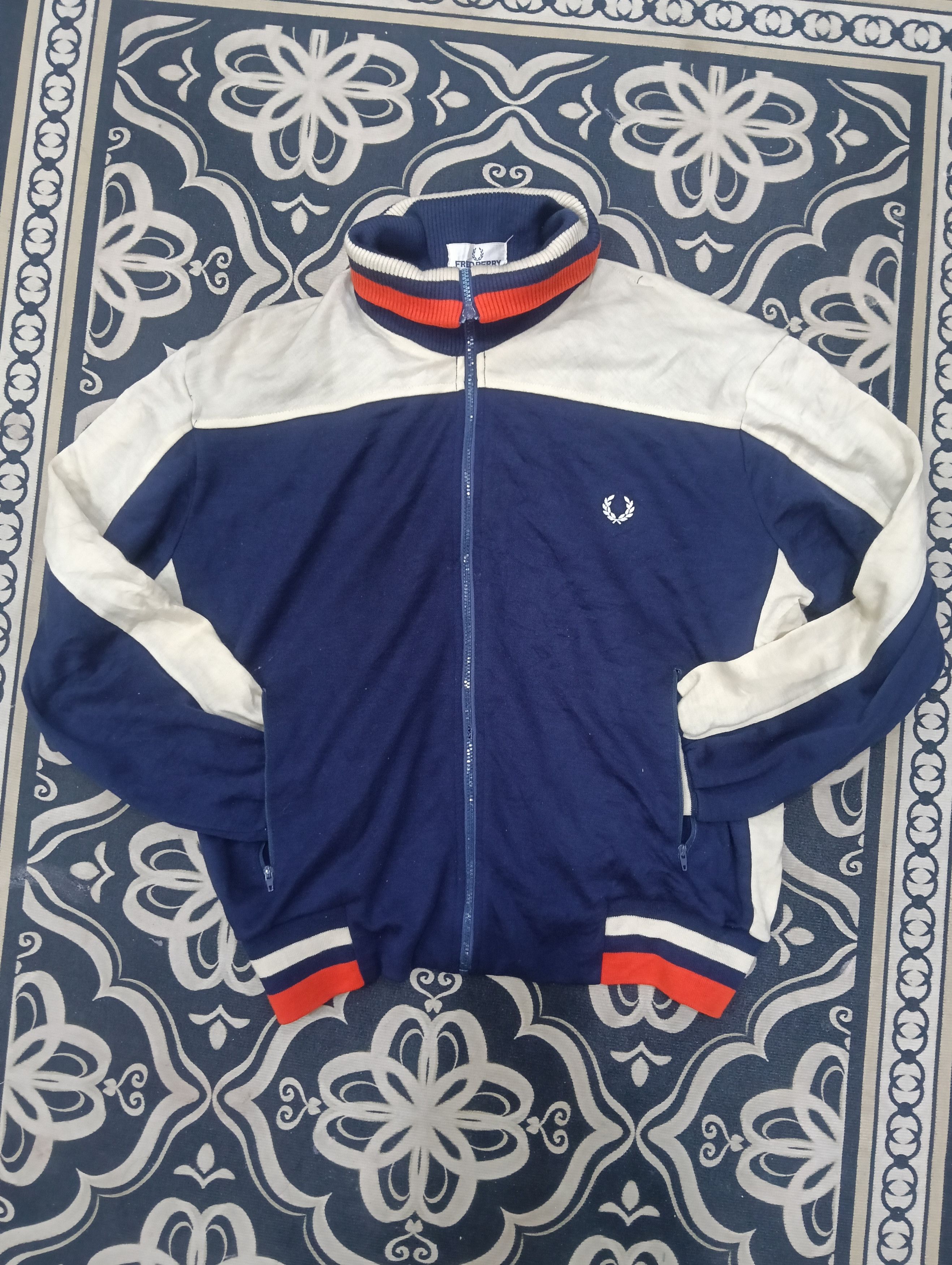 Fred Perry Rare Fred Perry Tracktop Style Size US XL / EU 56 / 4 - 1 Thumbnail