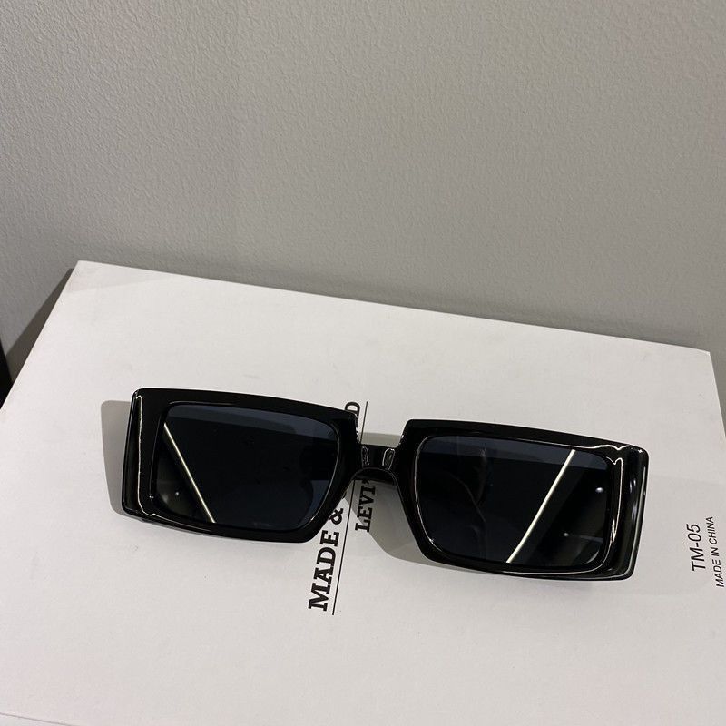 VIBE Punk Street ins style custom avant-garde sunglasses Size ONE SIZE - 2 Thumbnail