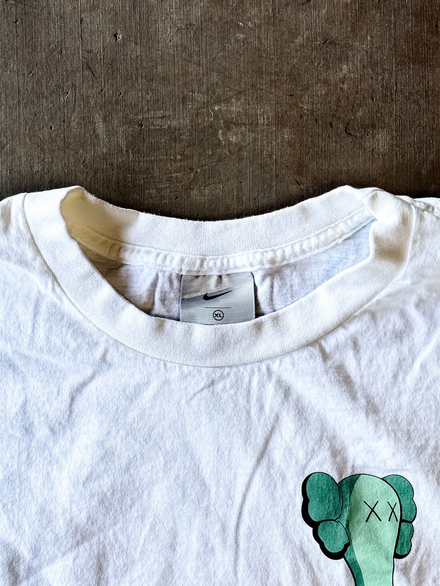 Nike × Undefeated 2004 Kaws Nike Undefeated Shirt Size US XL / EU 56 / 4 - 4 Thumbnail