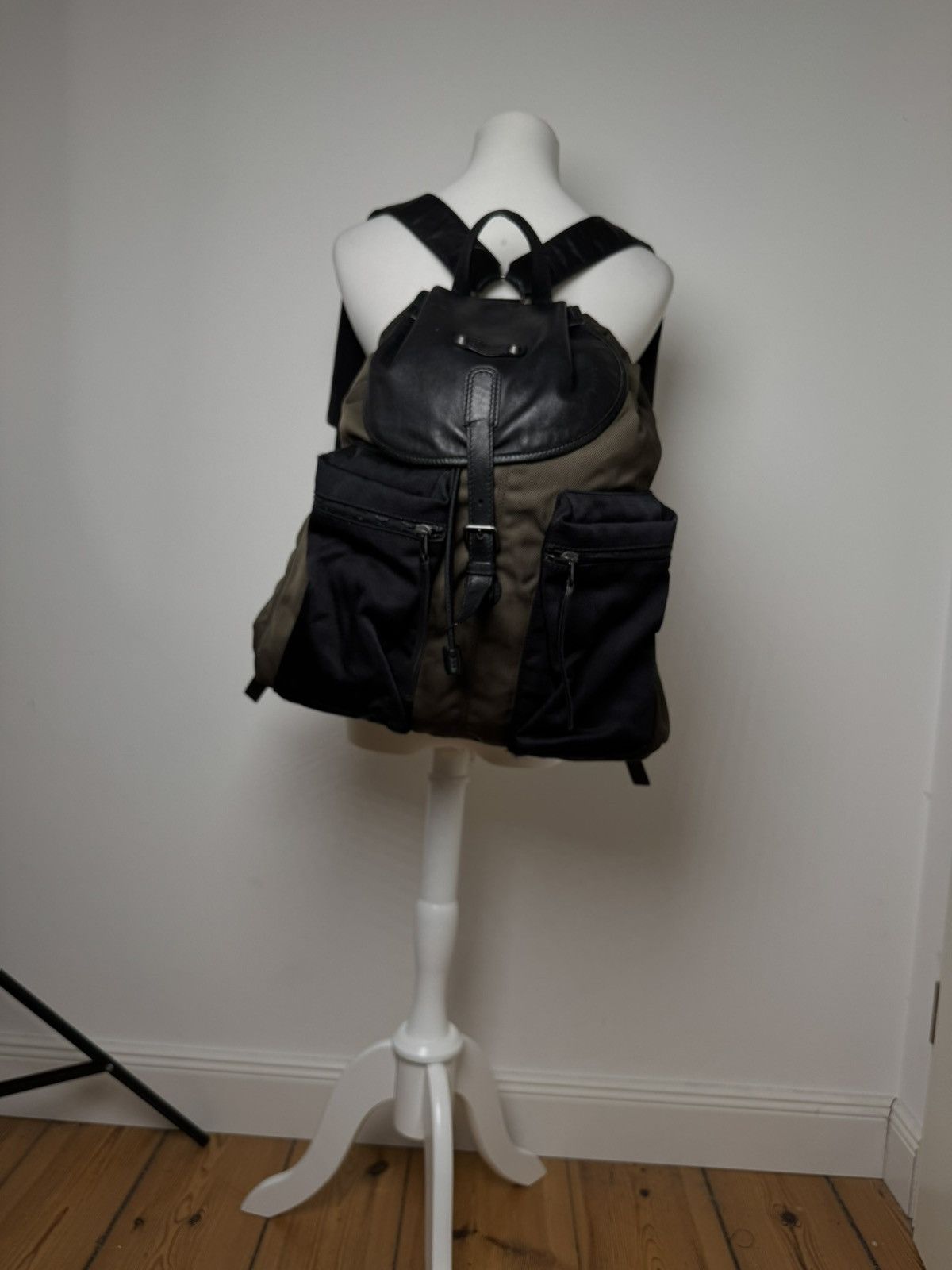 Balenciaga Vintage Balenciaga City Backpack Khaki Navy Size ONE SIZE - 1 Thumbnail
