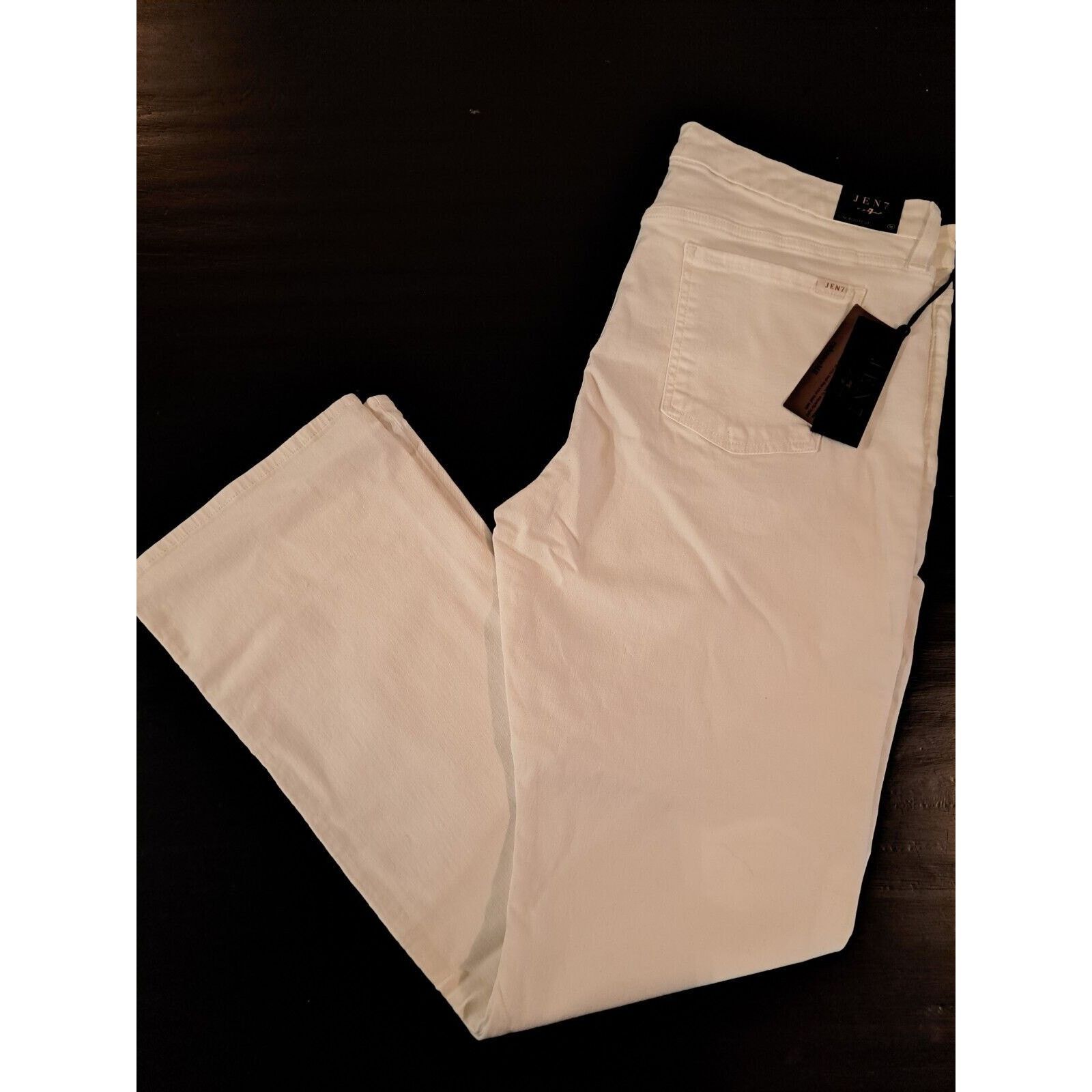 7 For All Mankind 7 For All Mankind Jen 7 Slim Bootcut Jeans White size 12 Size 34" / US 12 / IT 48 - 5 Thumbnail