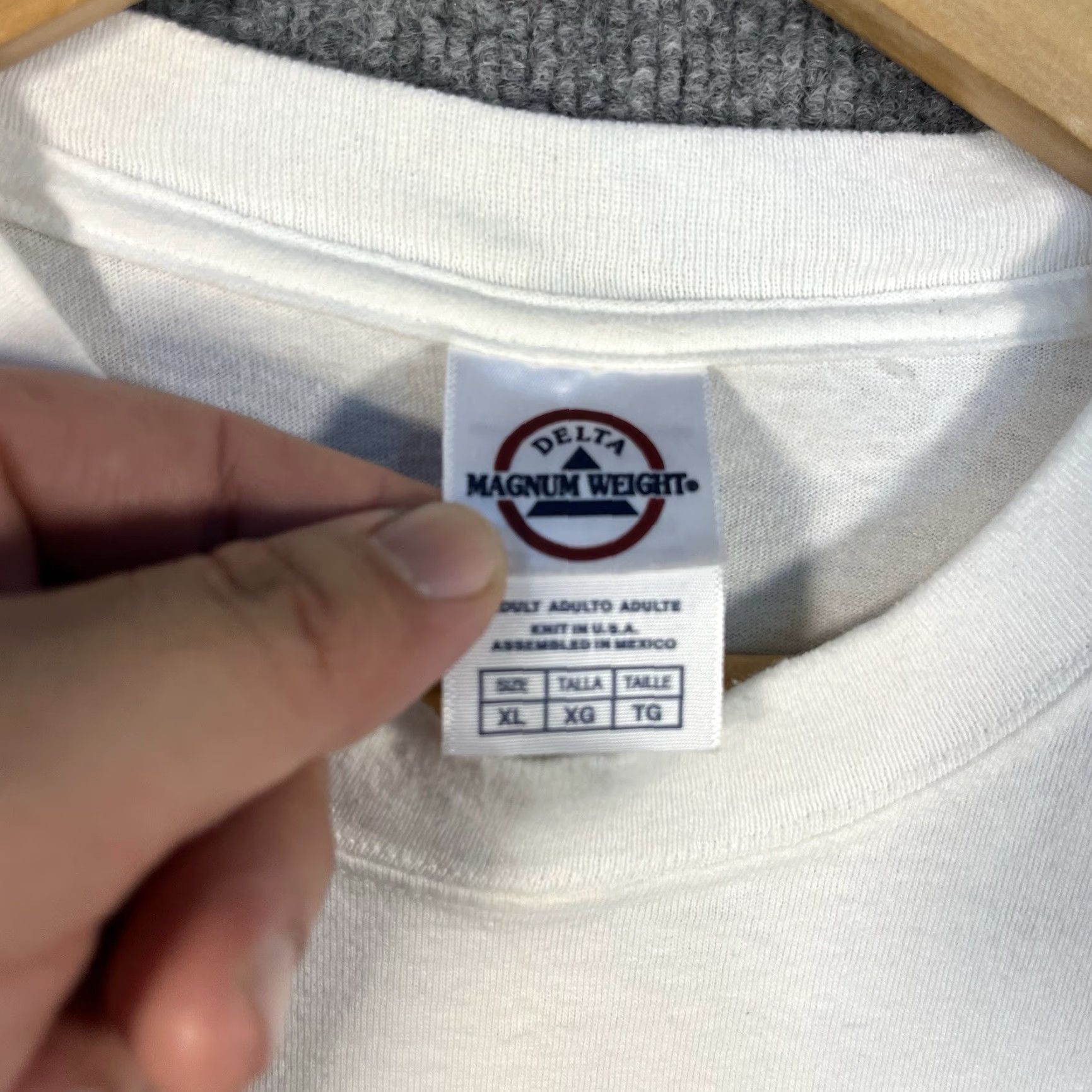 Gildan VINTAGE Ford Bronco Graphic T Shirt Mens XL White Off Road Truck Tee 90s Gildan Crew Neck Short Sleeve Cotton Blend Jersey Size US XL / EU 56 / 4 - 3 Thumbnail