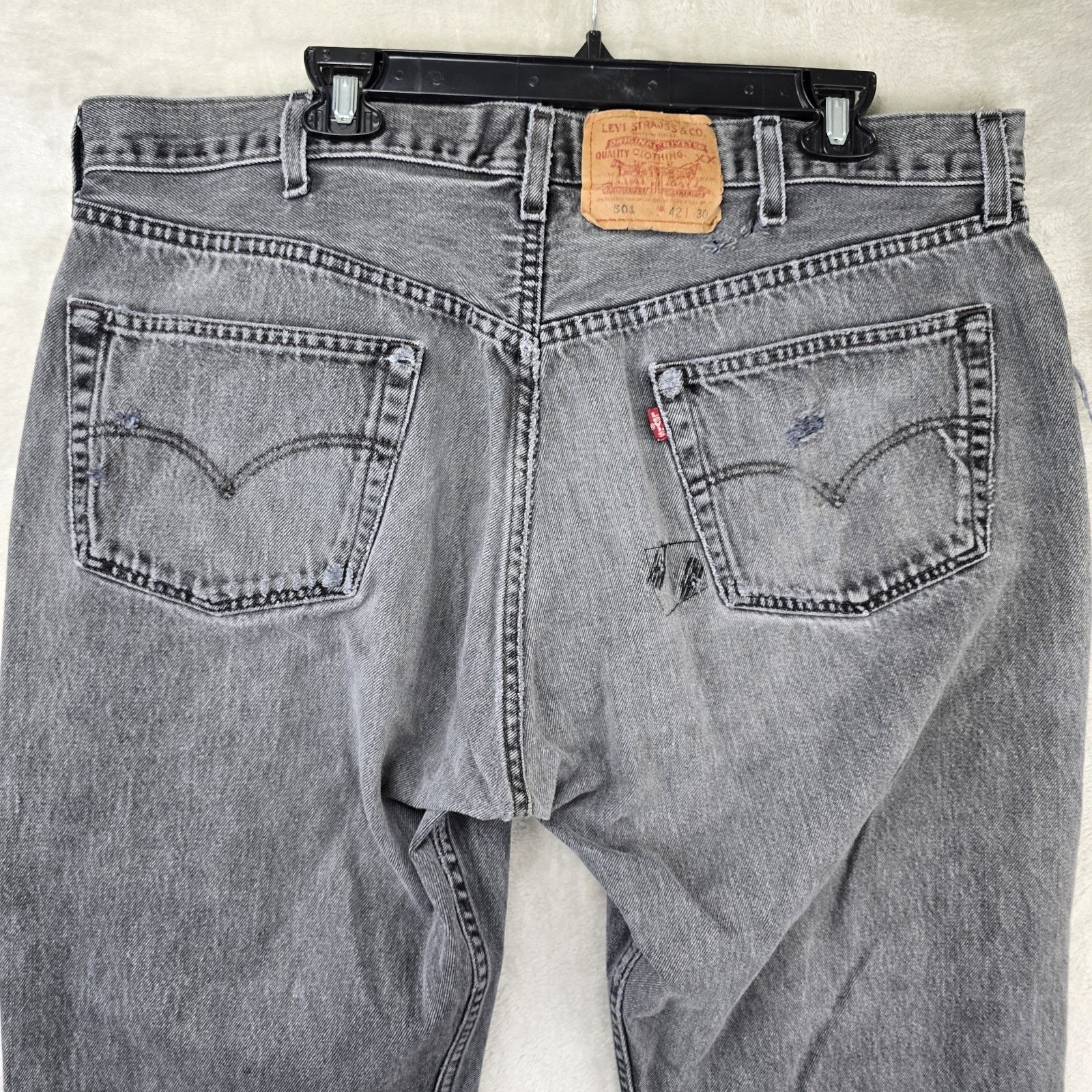 Levi's Vintage Levis 501 Jeans 42x30 Fits 39x28 Thrashed Distressed Size US 39 - 10 Thumbnail