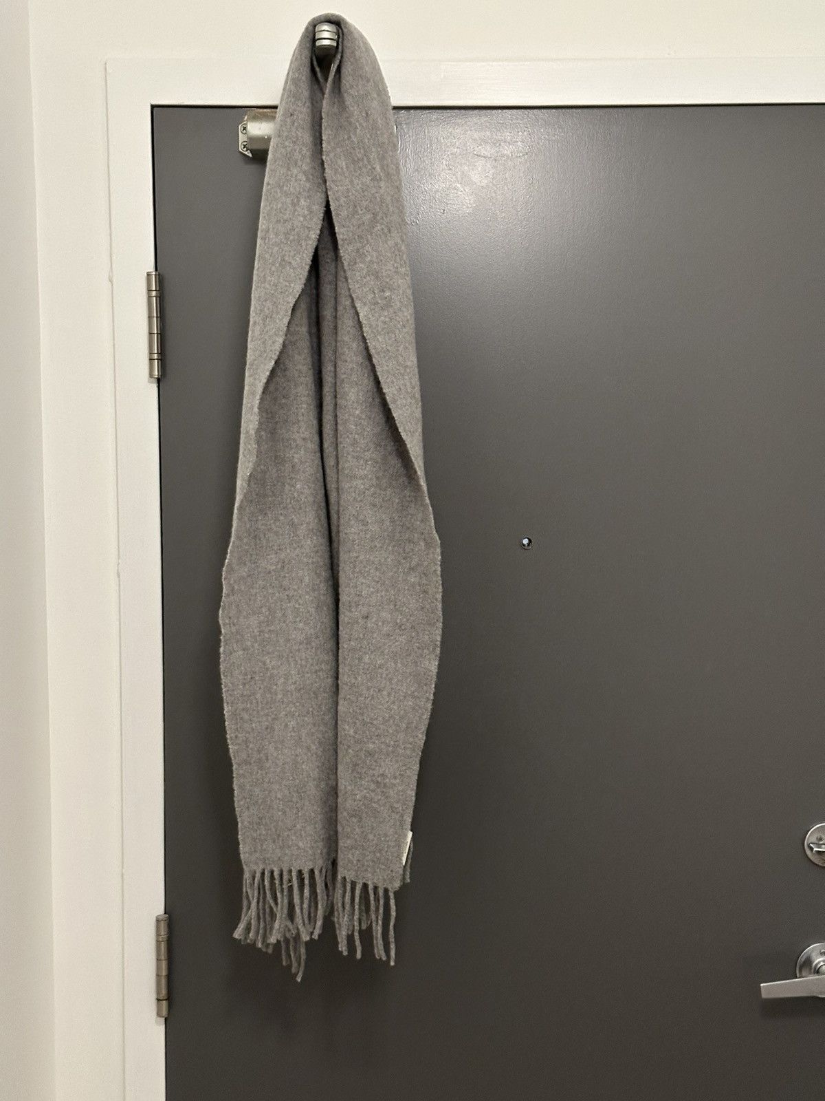 Acne Studios Acne Studios Grey NR New Canada Scarf Size ONE SIZE - 3 Thumbnail