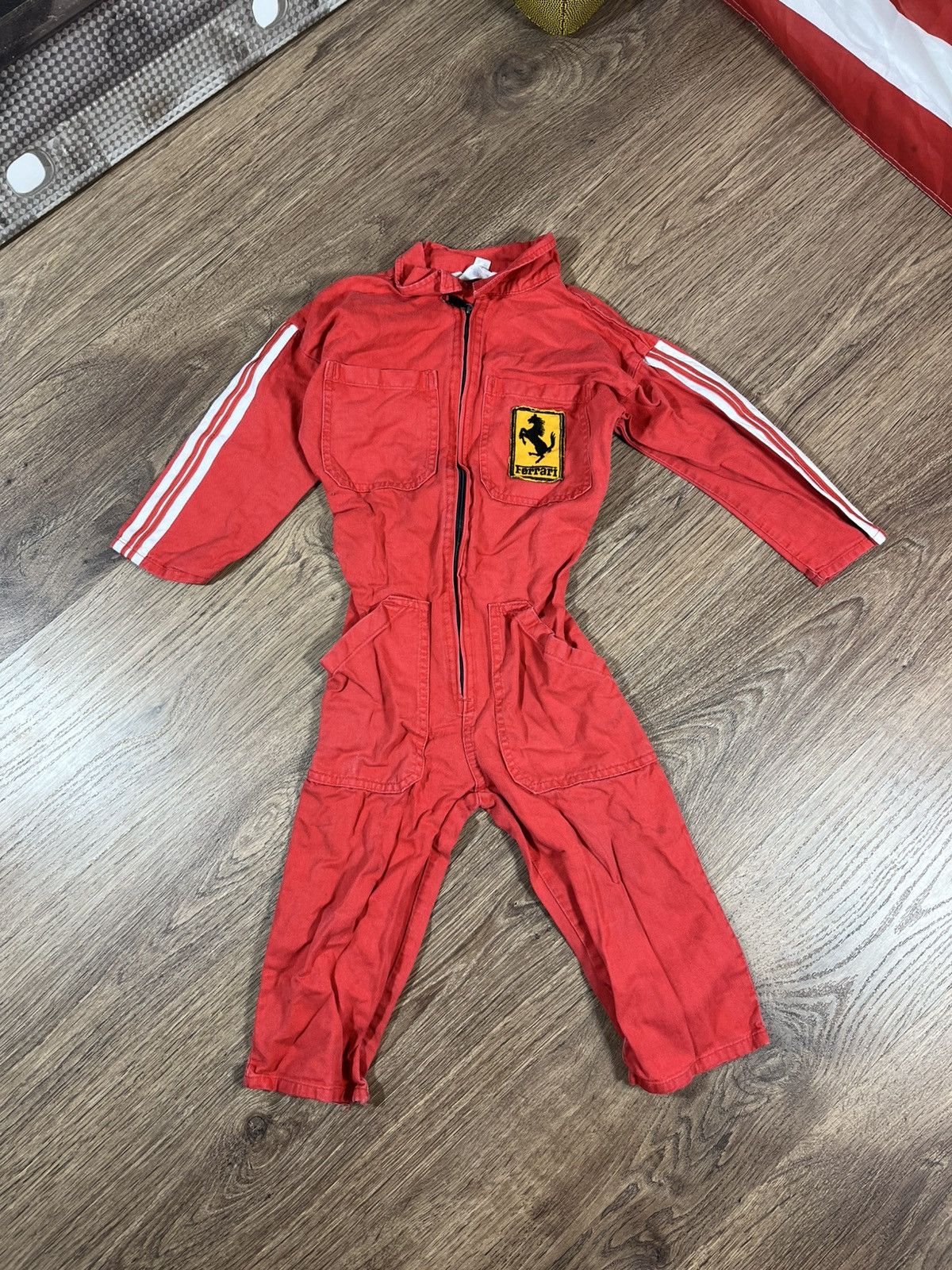 Ferrari Vintage Ferrari Kids Racing Suit (2 Jahre / 2 Years) Size US XXS / EU 40 - 1 Thumbnail