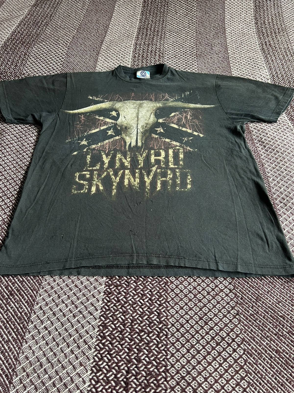 Band Tees × Vintage Vintage Lynyrd Skynyrd Skull Print T-shirt Merch Size S Size US S / EU 44-46 / 1 - 4 Thumbnail
