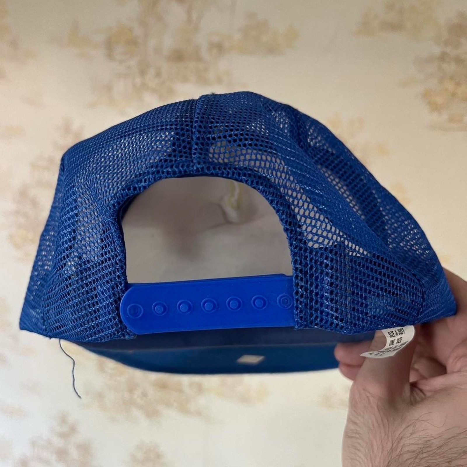 Vintage 80s Oregon Deer Trucker Hat | Embossed Puff Print | OSFA Size ONE SIZE - 4 Thumbnail