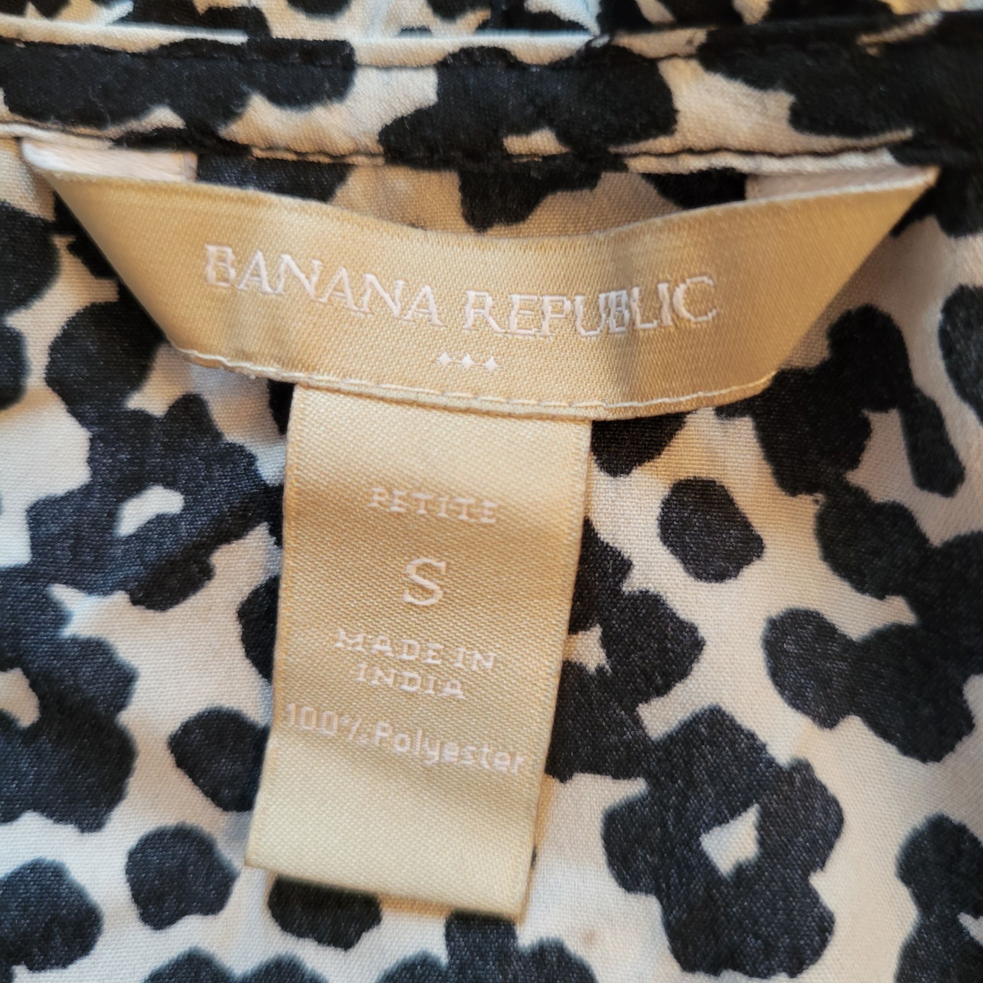 Banana Republic Banana Republic PS Ruffle Front Blouse Black White Animal Pr Size S / US 4 / IT 40 - 3 Thumbnail