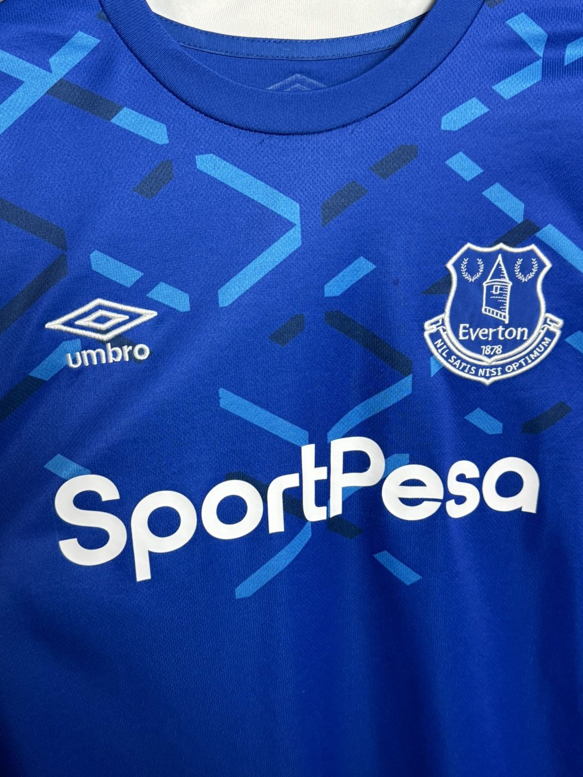 Umbro Everton 19/20 Home Football Jersey Size US S / EU 44-46 / 1 - 3 Thumbnail