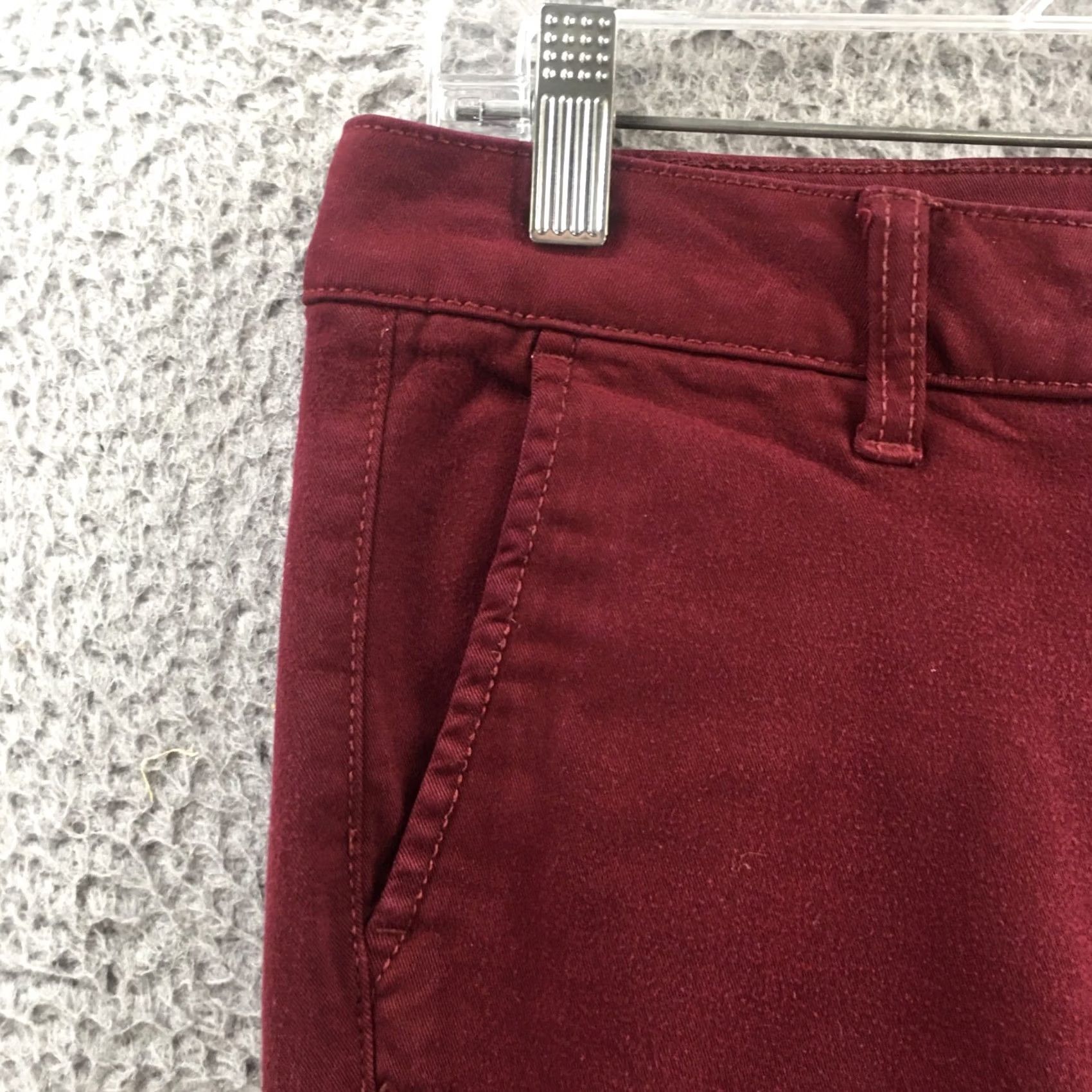 American Eagle Outfitters American Eagle Outfitters Dress Pants Women's 8 Solid Burgundy Mid Rise Zip Fly Straight Leg Men's? No Size 30" / US 8 / IT 44 - 3 Thumbnail