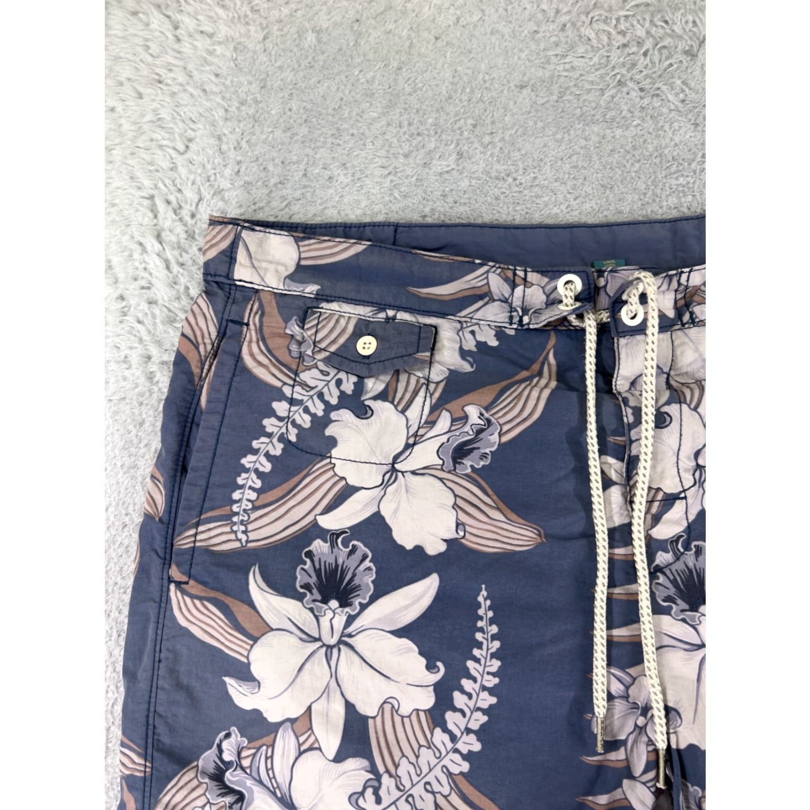 Tommy Bahama Tommy Bahama Swim Trunks Mens Large Blue Floral Nylon Shell Faded Size US 33 - 6 Thumbnail