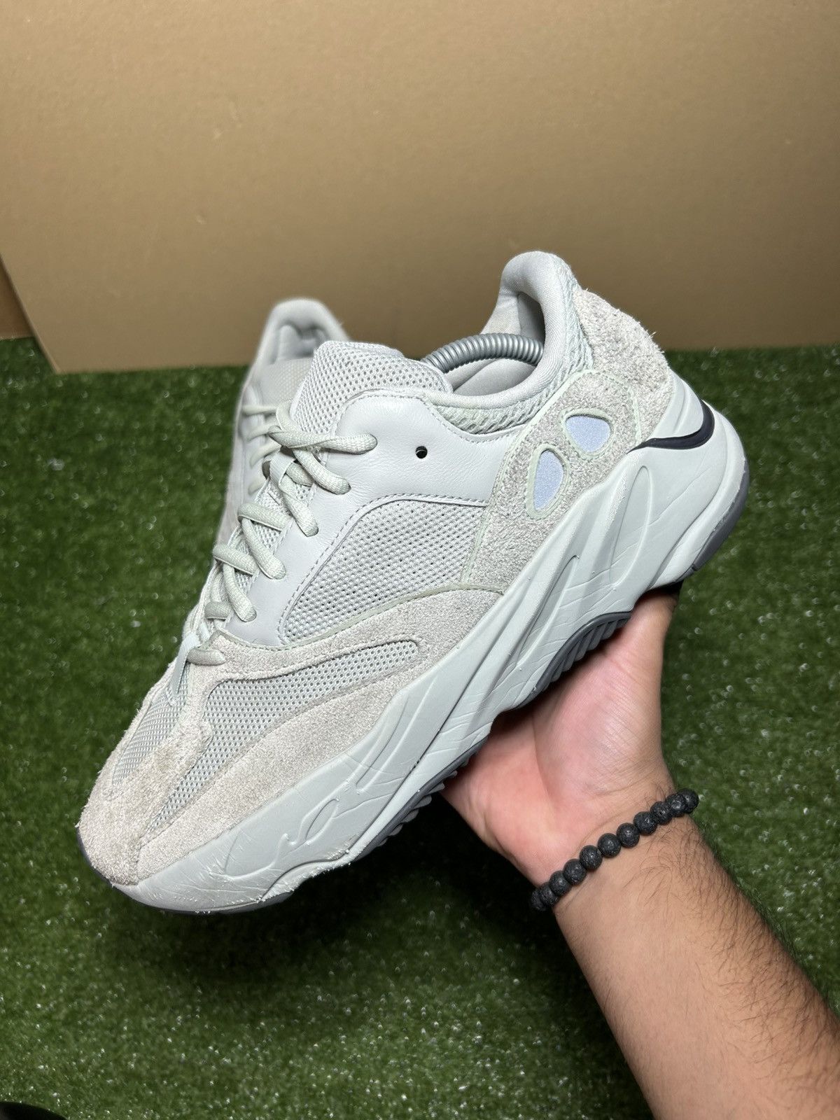 Yeezy Adidas yeezy boost 700 Salt Size US 10 / EU 43 - 2 Thumbnail