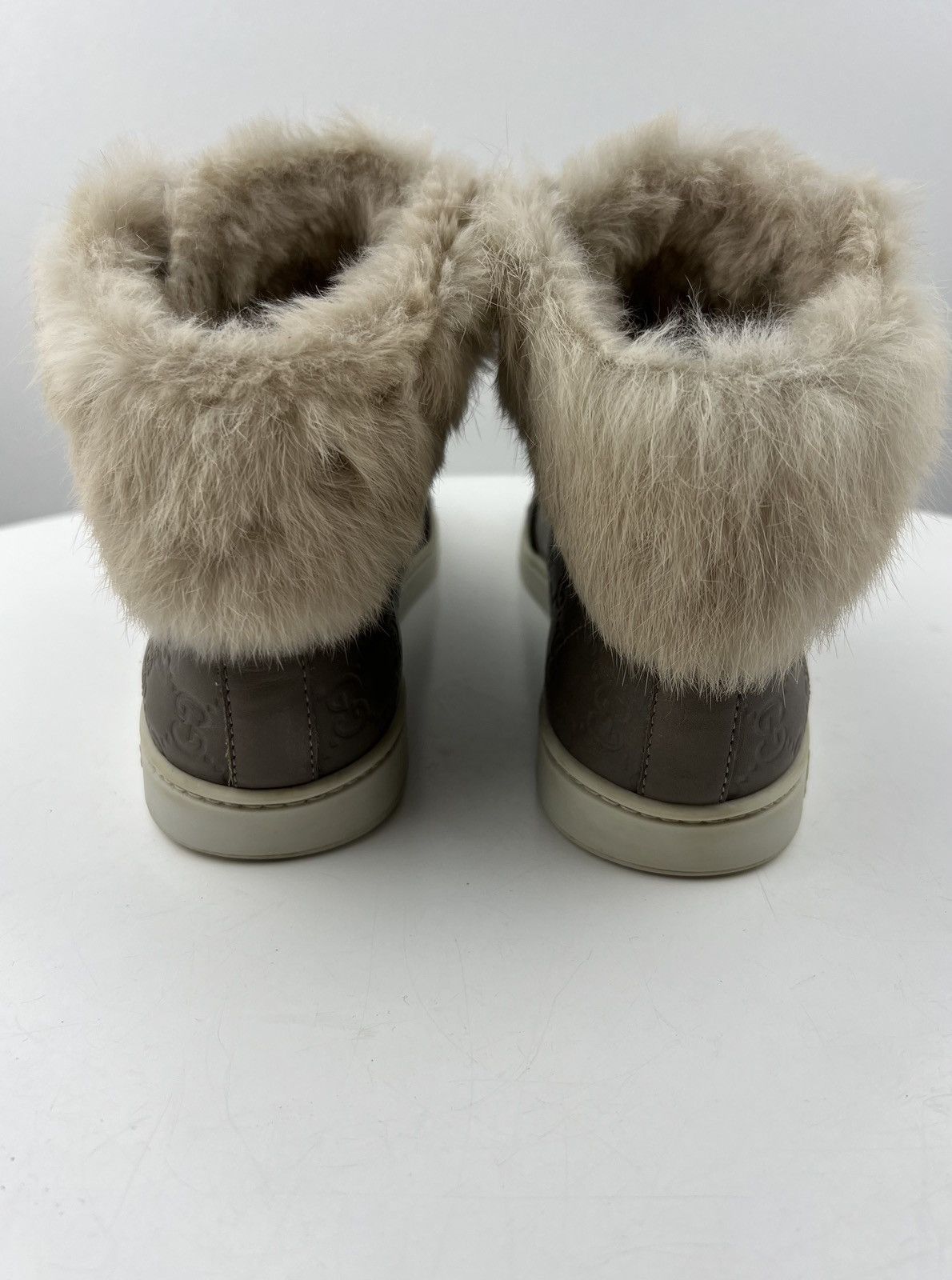 GUCCI Sneakers Leather Shoes GG Logo Guccissima Fur Trim