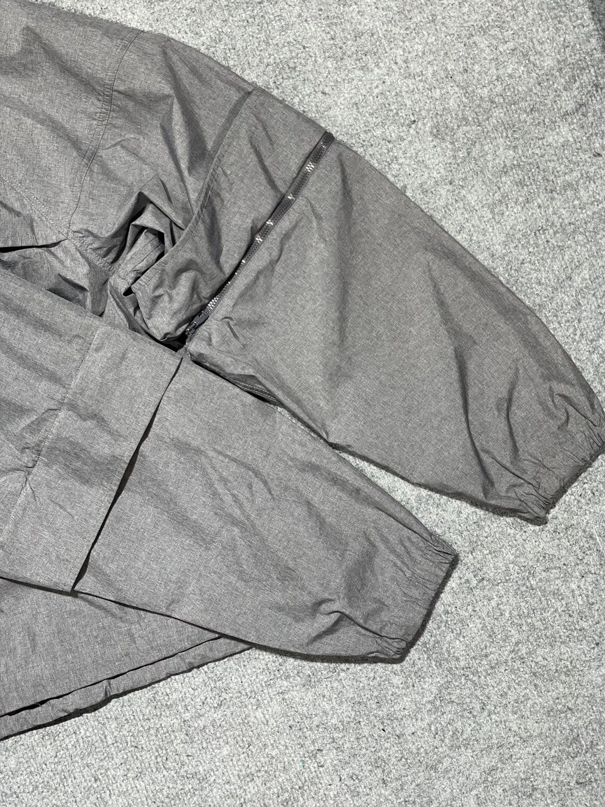 Louis Vuitton Louis Vuitton x Virgil Abloh Size US M / EU 48-50 / 2 - 7 Thumbnail