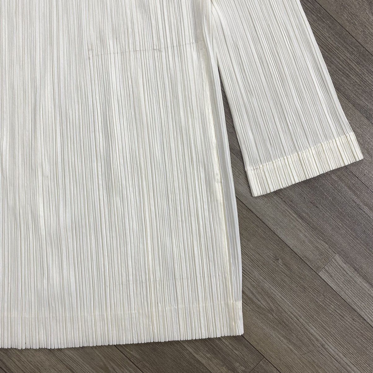 Issey Miyake Vintage Pleats Please Issey Miyake Luxury White Cardigan Size M / US 6-8 / IT 42-44 - 11 Thumbnail