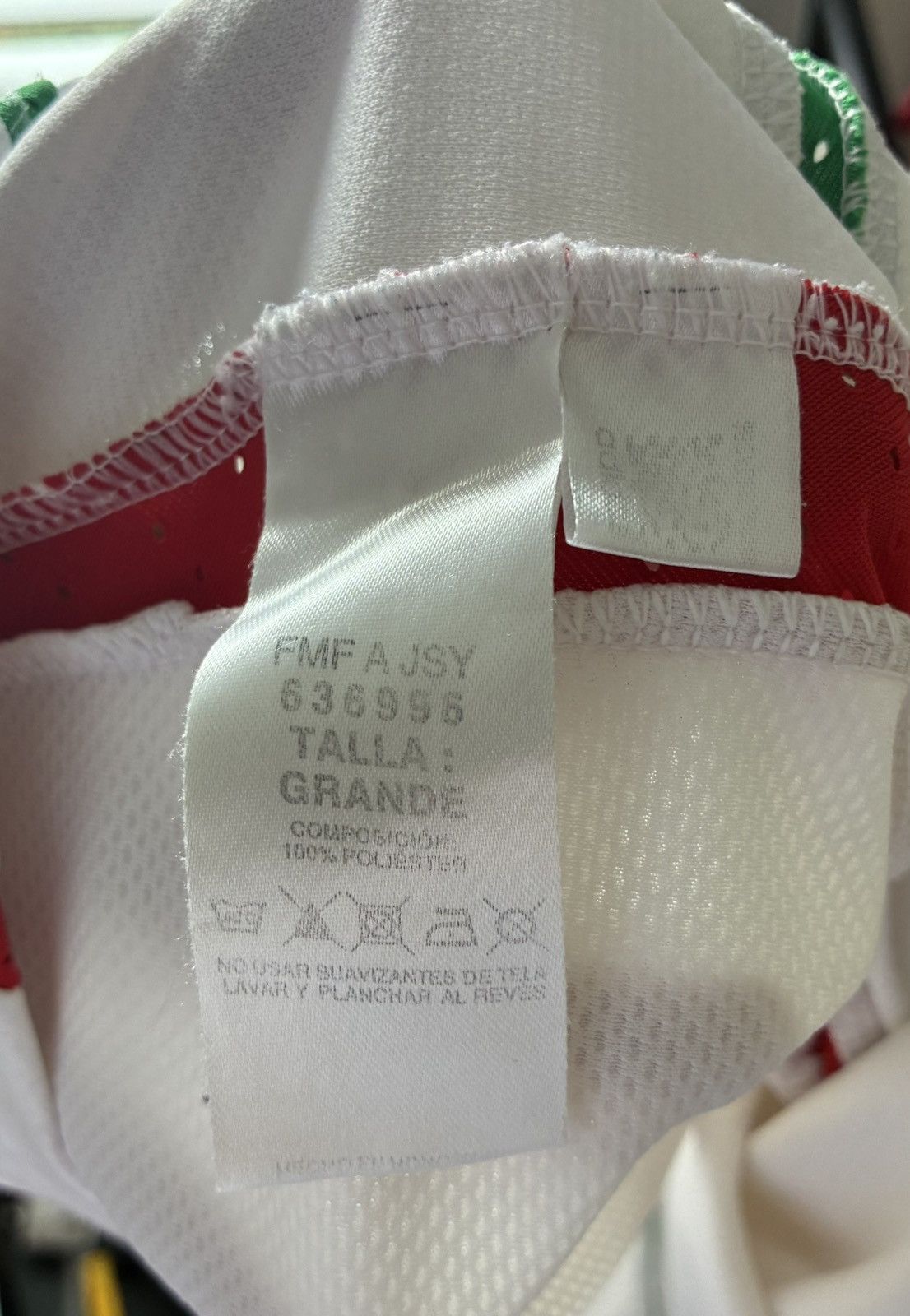 Adidas 2008 Mexico Away Jersey Size US L / EU 52-54 / 3 - 7 Thumbnail