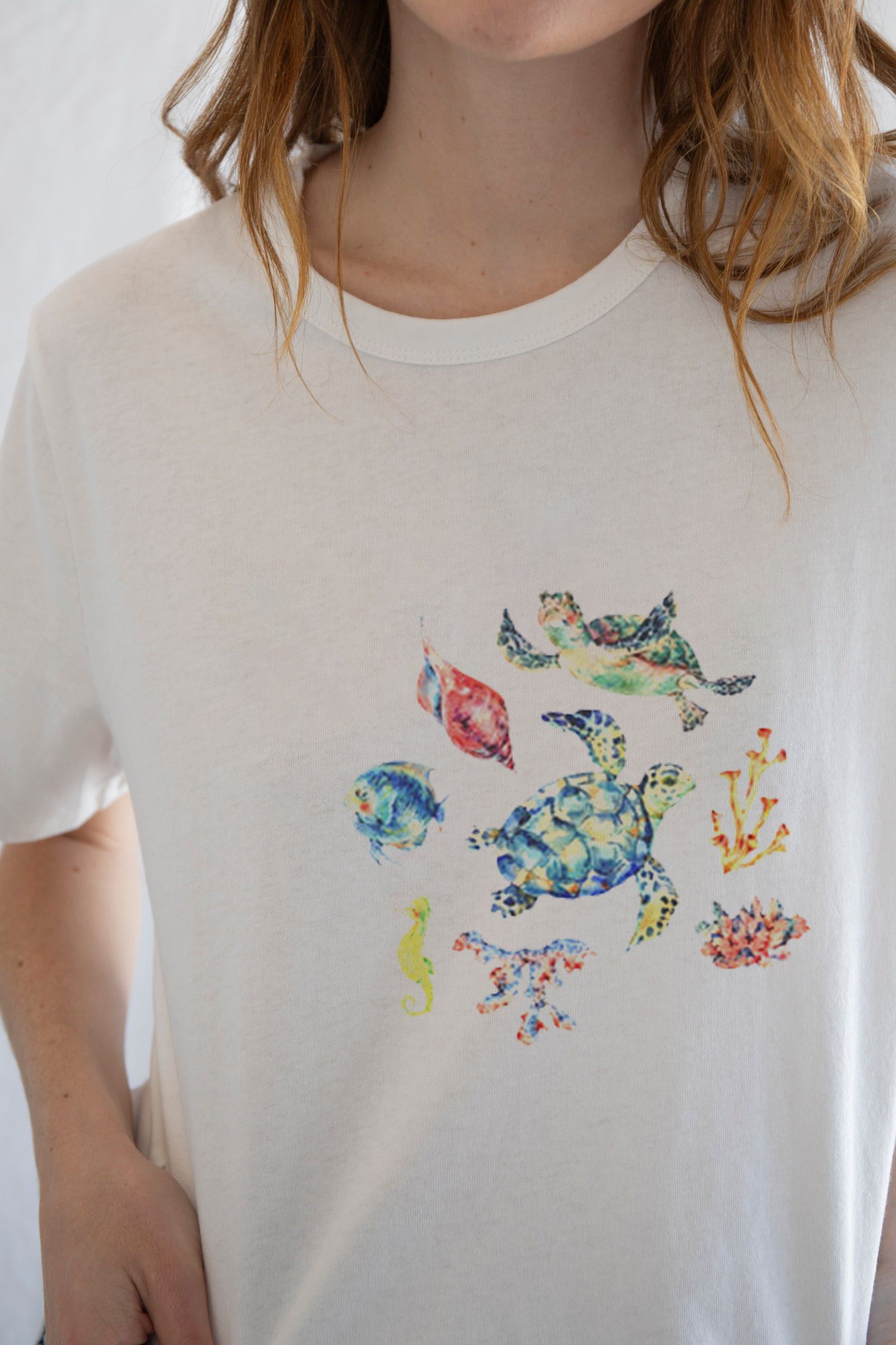 Vintage Sea Turtle T-Shirt, Comfort Graphic Tee, Ocean Animal Shirt Size S / US 4 / IT 40 - 4 Thumbnail
