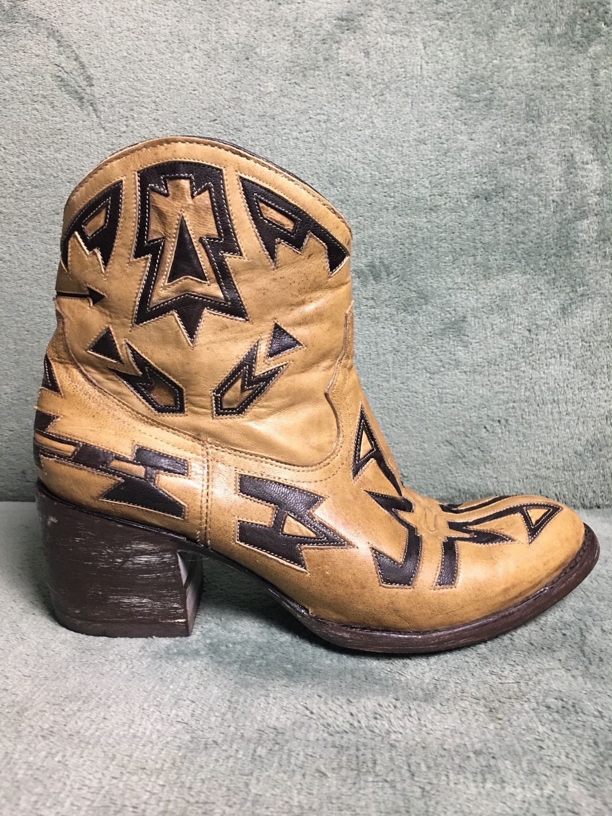 Handmade × Old Gringo Old Gringo Mexicana Brown Embroidered Ankle Boots EU38 US8 Size US 8 / IT 38 - 1 Thumbnail