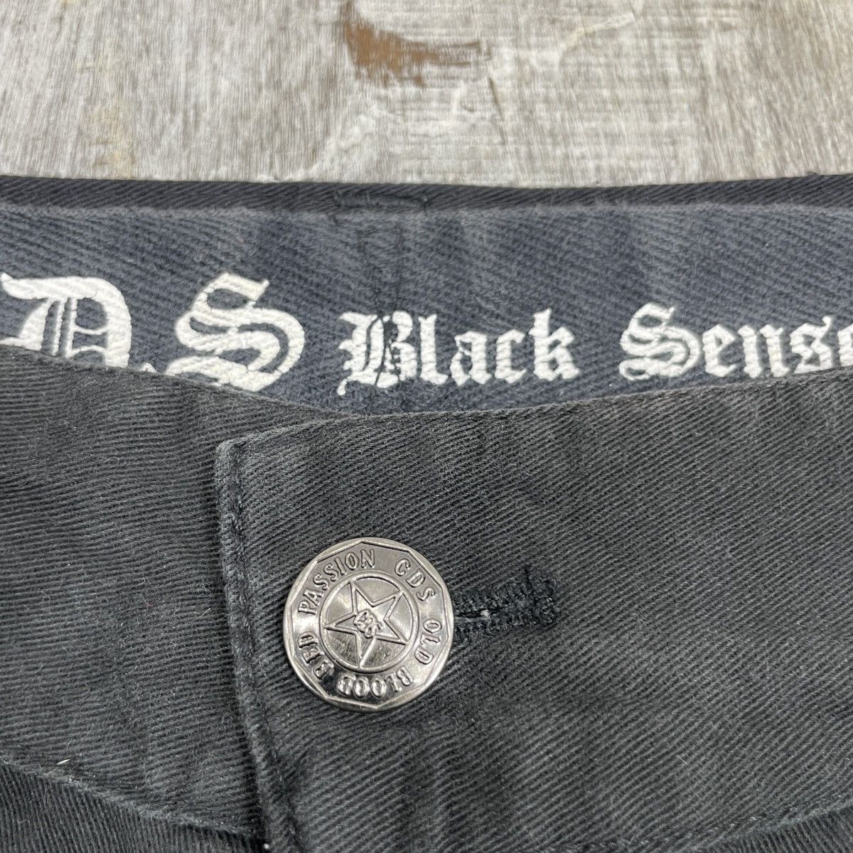 14th Addiction × Japanese Brand × Vintage Vintage CDS Black Sense Embroidery Faded Baggy Pant Size US 34 / EU 50 - 9 Thumbnail