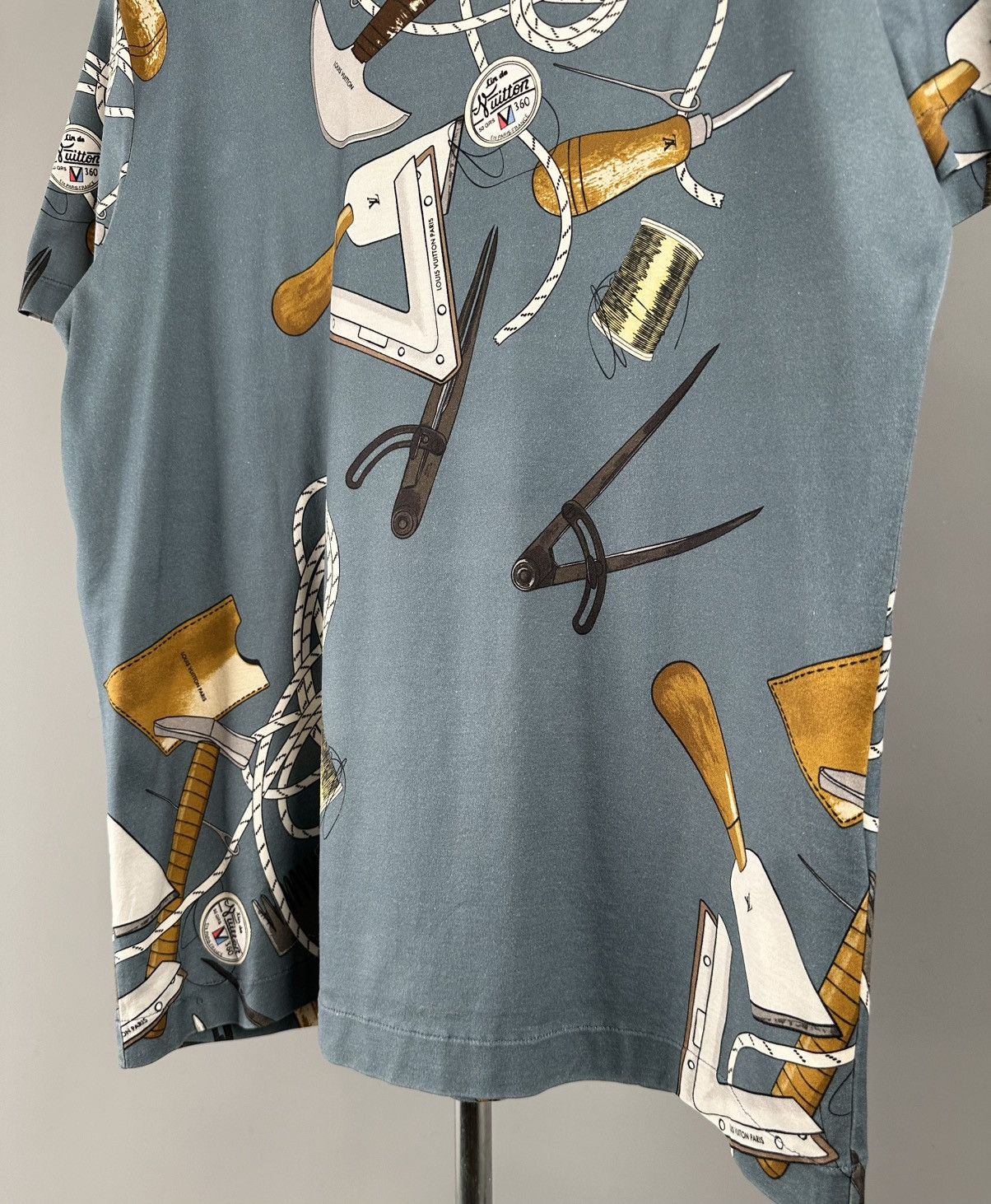 Louis Vuitton Louis Vuitton - “Tools” All Over Print Short Sleeve Shirt Size US S / EU 44-46 / 1 - 6 Thumbnail