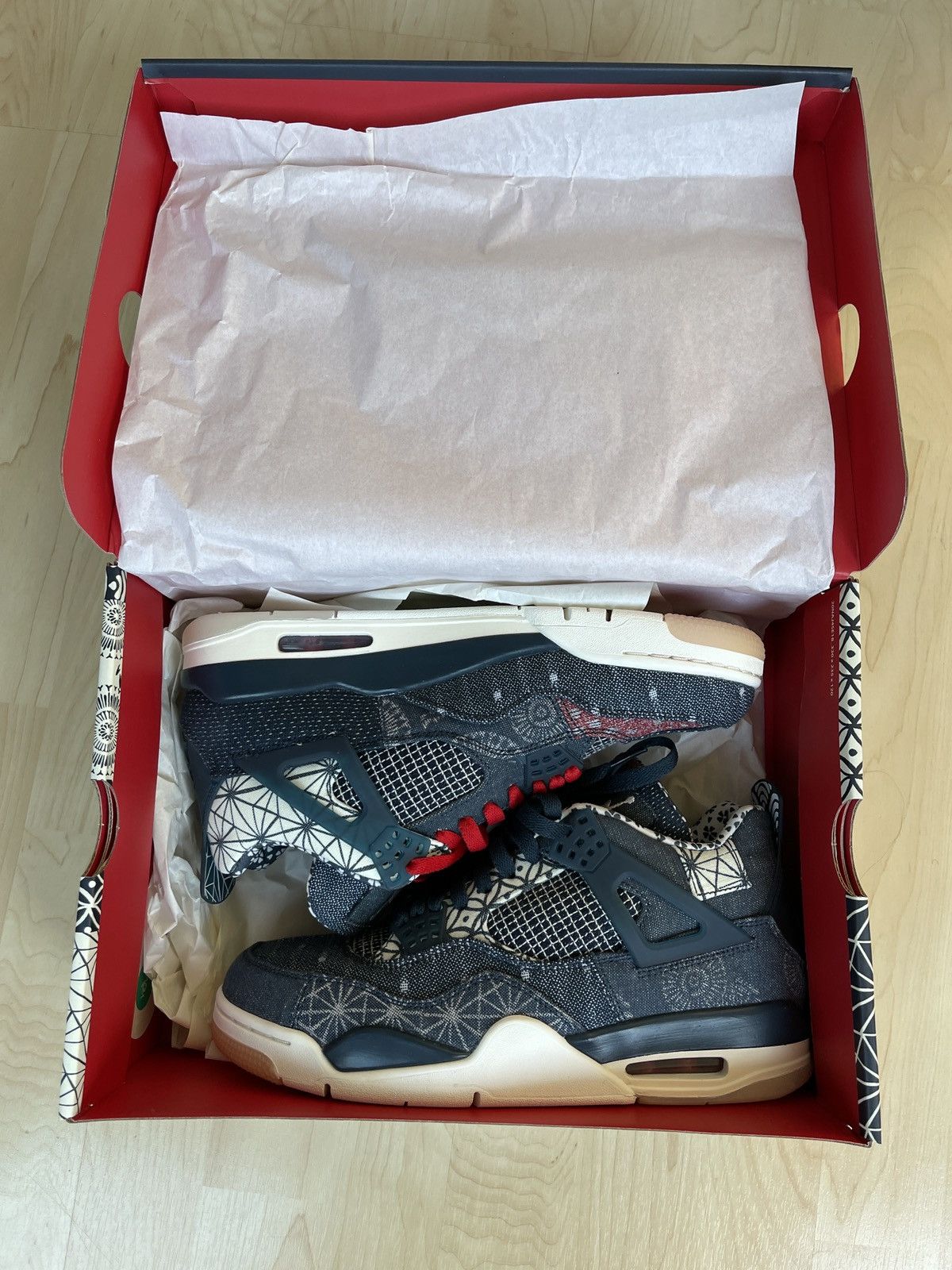 Jordan Brand Air Jordan 4 Retro SE Size US 9 / EU 42 - 1 Thumbnail