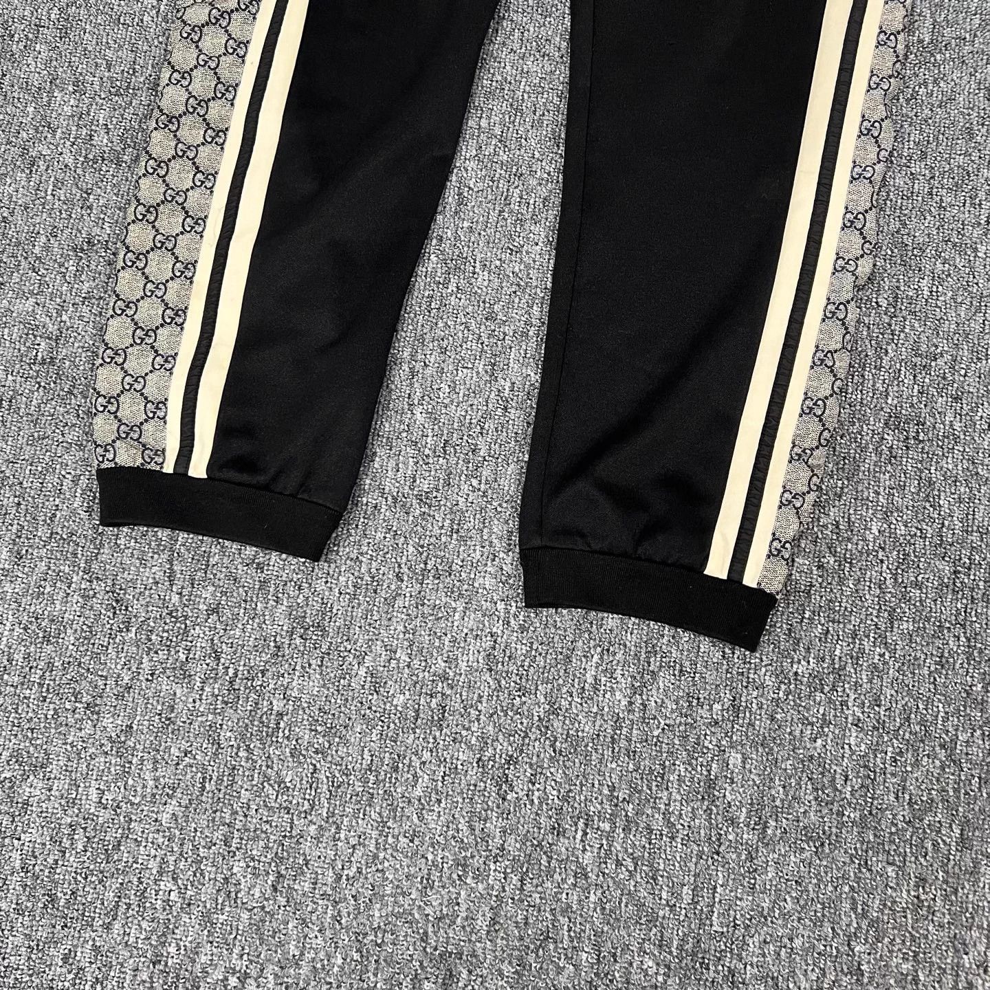 Gucci Gucci Snake Side Full Logo Sweatpants S 99 New Size US 30 / EU 46 - 4 Thumbnail