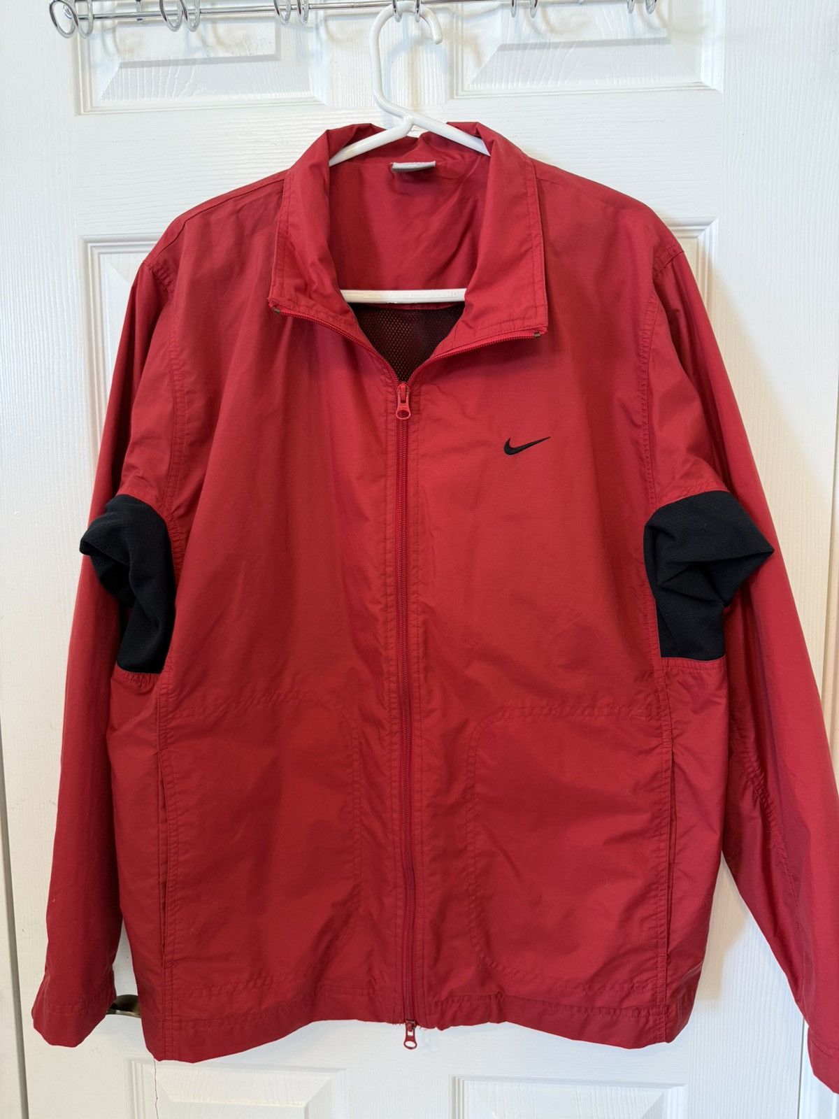 Nike Mens M Vintage Nike Red Windbreaker Size US M / EU 48-50 / 2 - 1 Thumbnail