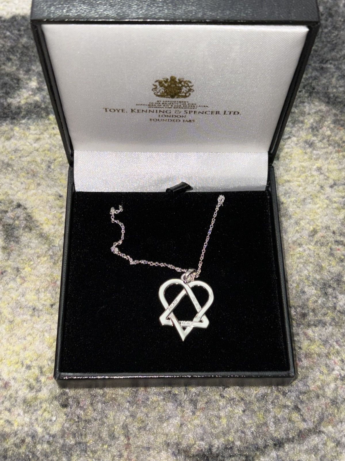 Palace Palace Tri Gram Pendant Silver Size ONE SIZE - 3 Thumbnail