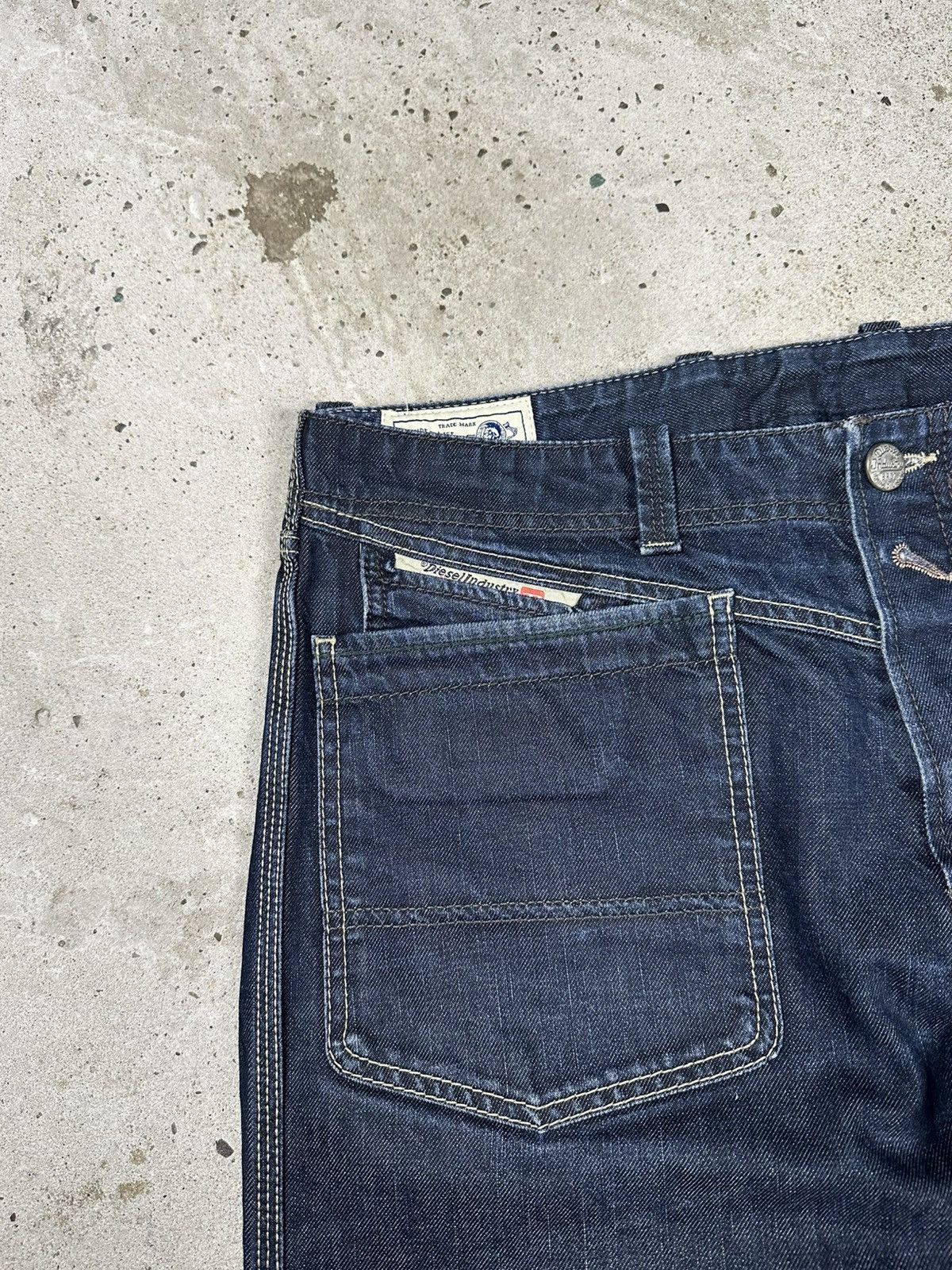 Diesel Vintage Y2K Diesel Big Pockets Navy Jeans Denim Pants Size US 33 - 8 Thumbnail