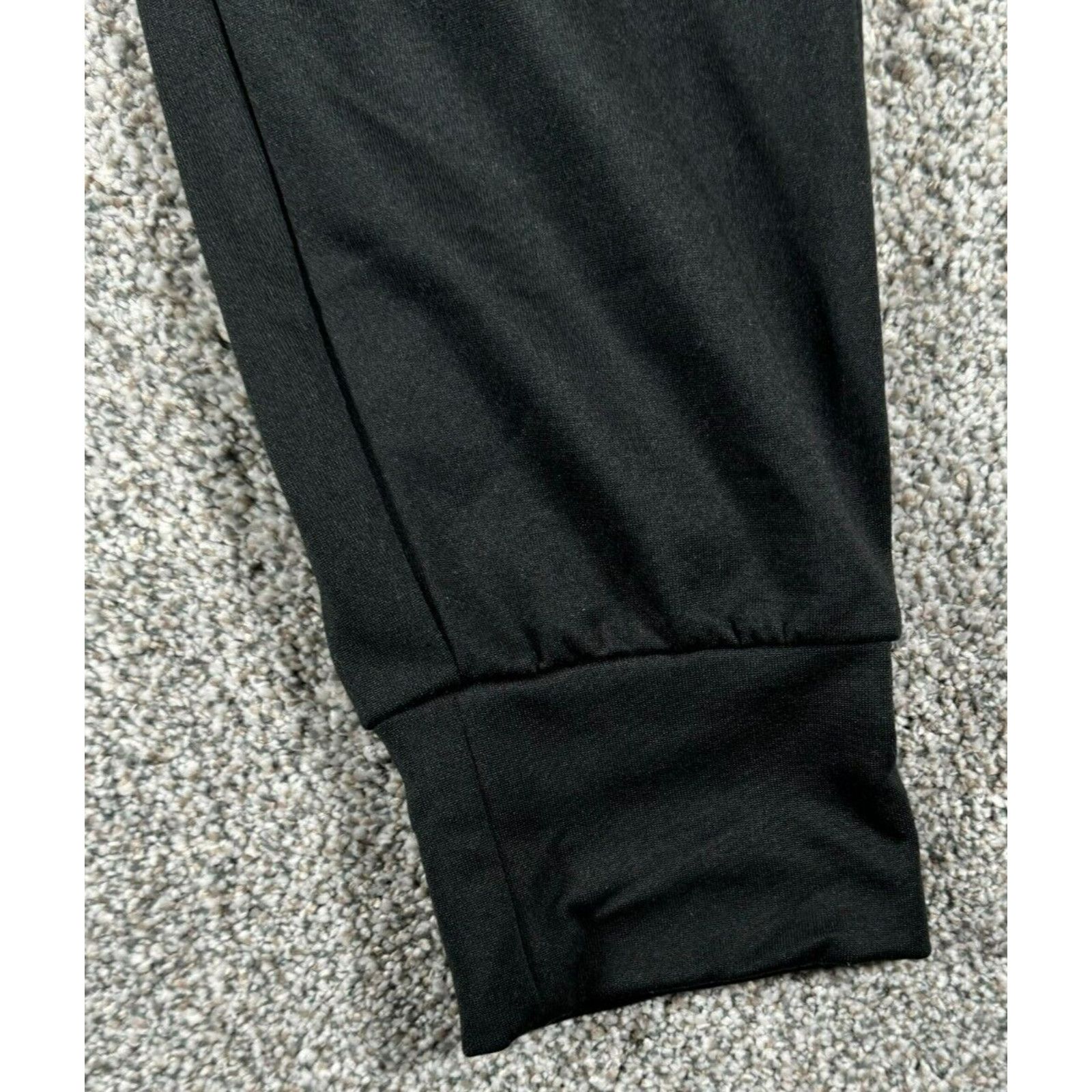 Under Armour Under Armour Wooster Track Pants Mens S Cuffed Athleisure Size US 28 / EU 44 - 4 Thumbnail