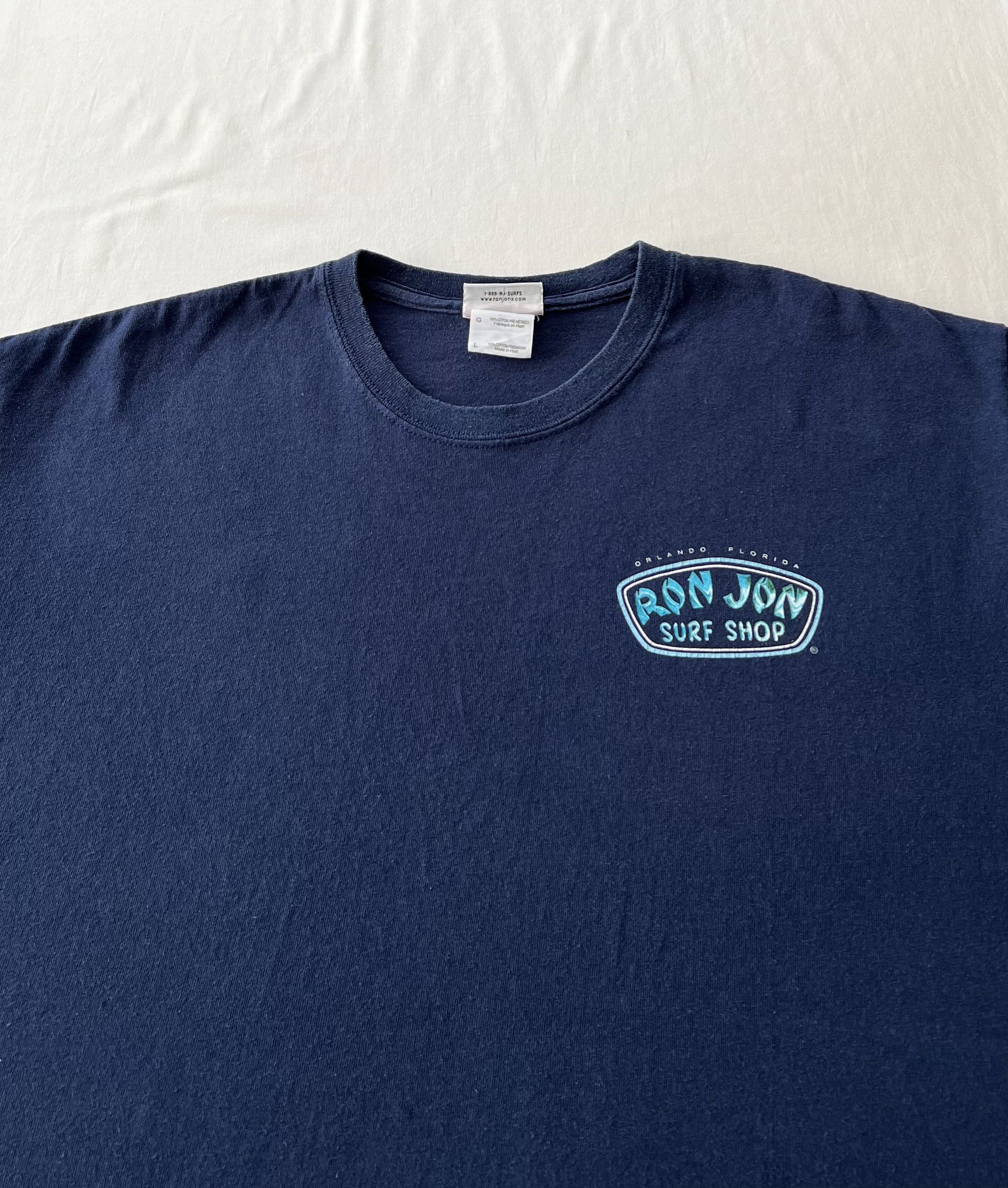 Ron Jon Surf Shop Vintage 2000s Ron Jon Surf Shop Orlando Florida T-shirt Size US L / EU 52-54 / 3 - 4 Thumbnail