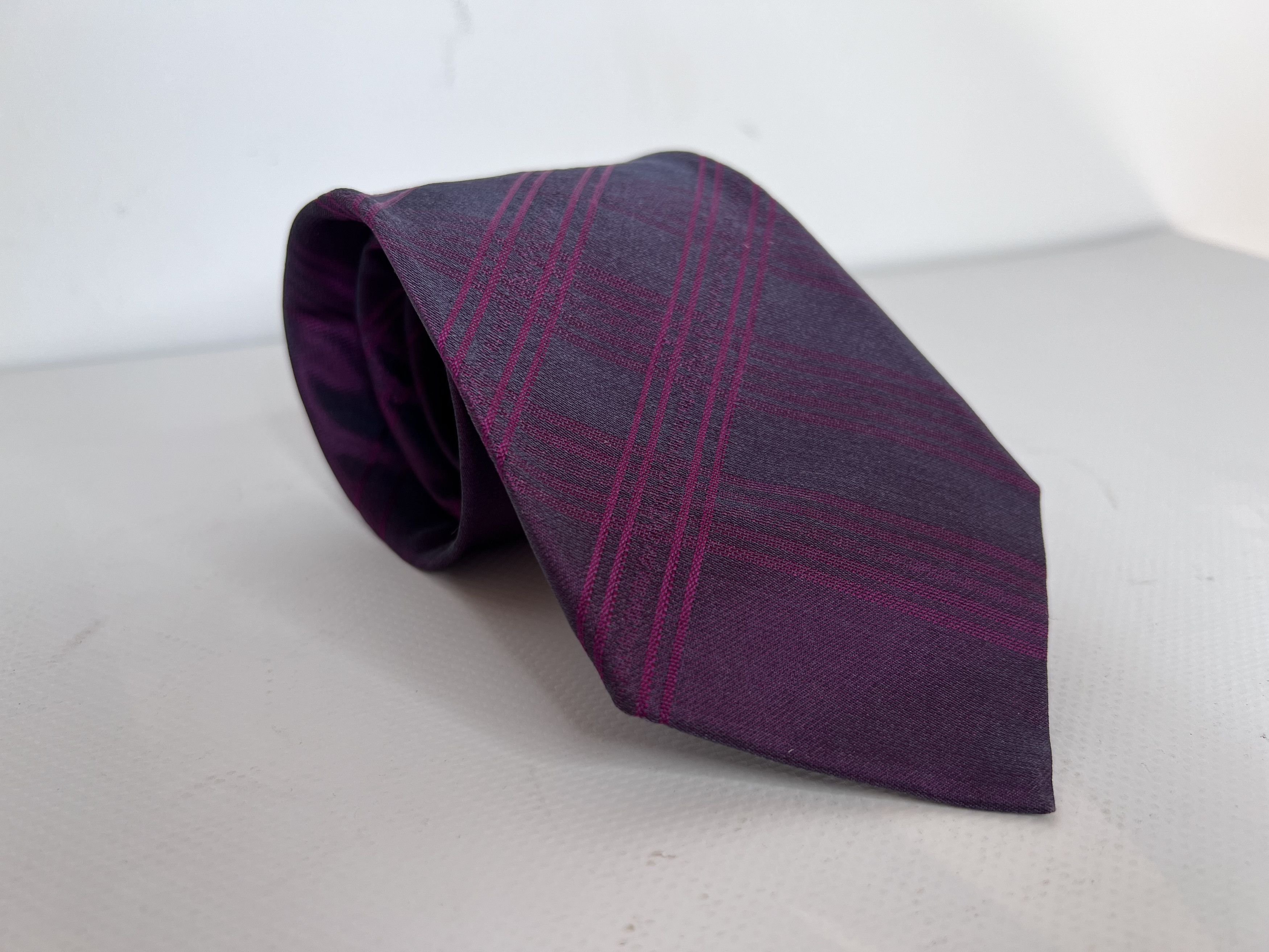 Burberry BURBERRY LONDON SILK NECK TIE PURPLE STRIPPED Size ONE SIZE - 1 Thumbnail