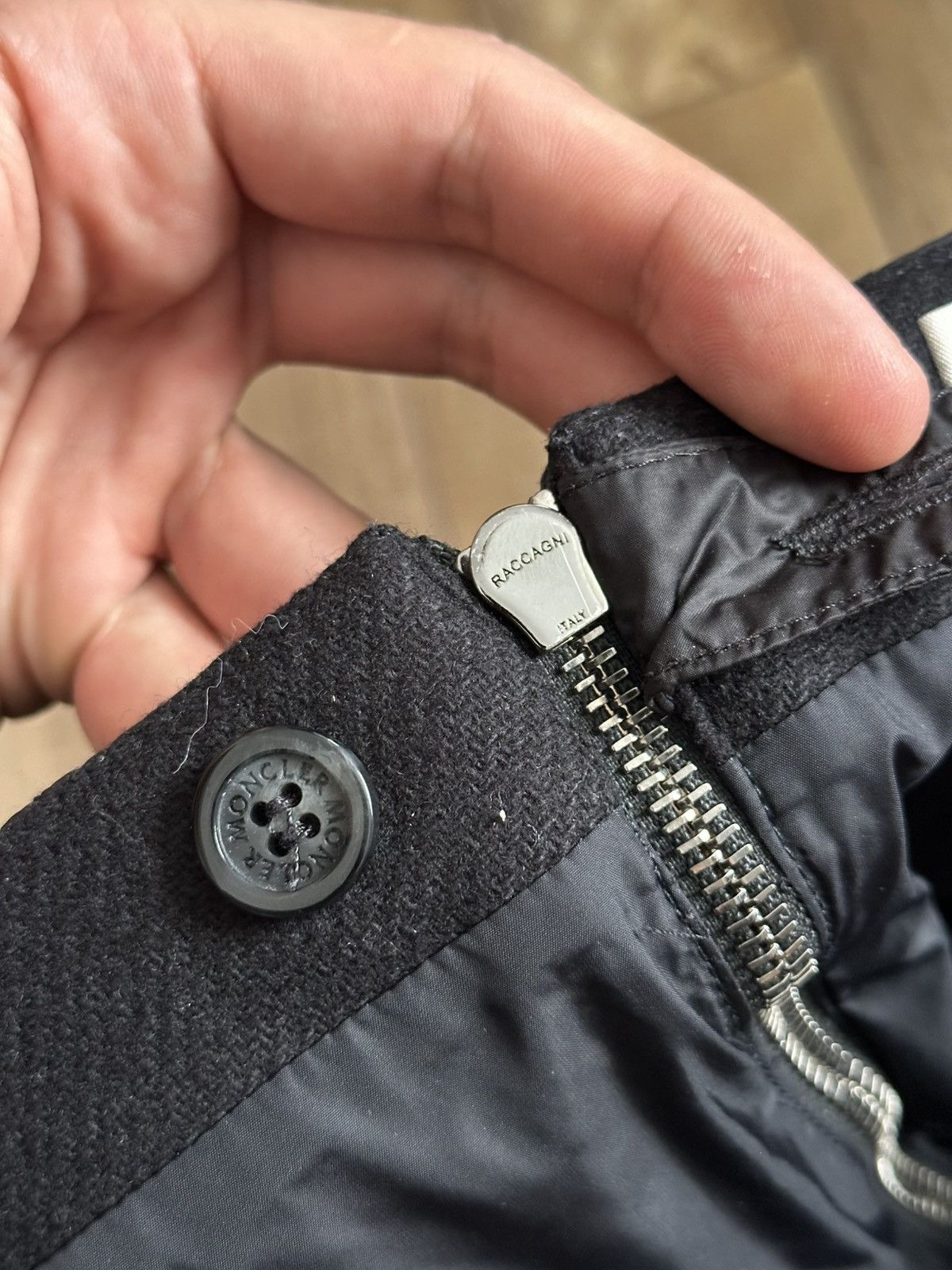 Moncler Moncler Gonna Skirt Puffer Size 32" / US 10 / IT 46 - 9 Thumbnail