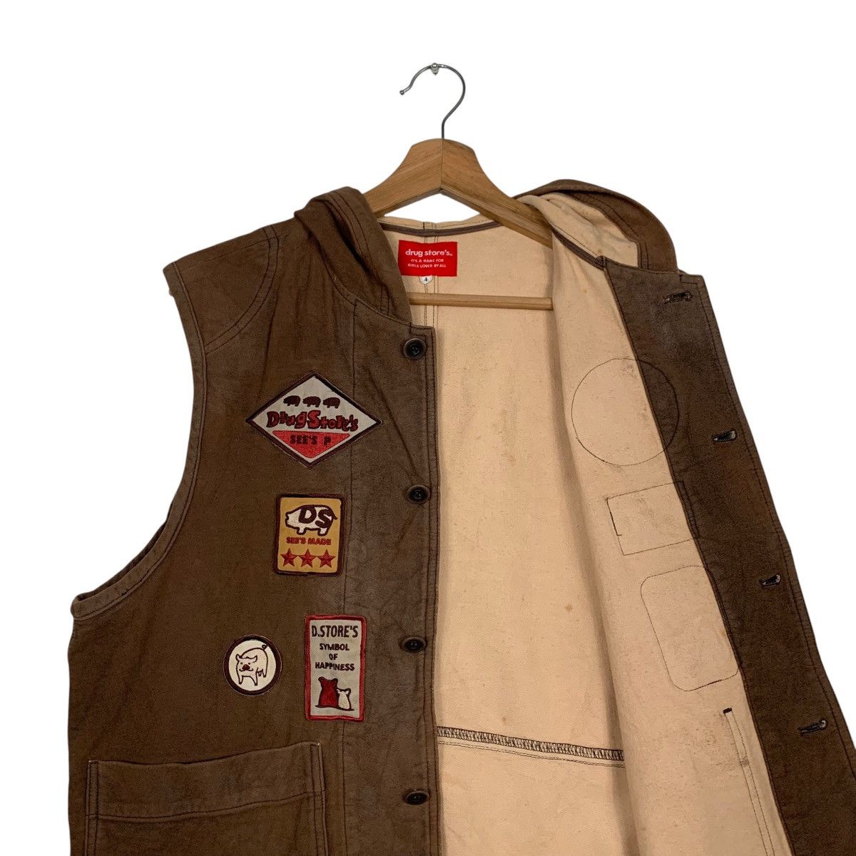Japanese Brand DRUG STORE’S Patches Logo Hooded Button Vest #2828-C127 Size US M / EU 48-50 / 2 - 9 Thumbnail