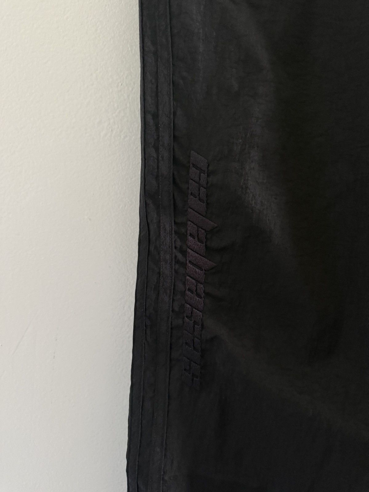 Adidas × Kanye West SAMPLE Yeezy Season 5 Adidas Calabasas Logo Mesh Track Pants Size US 32 / EU 48 - 5 Thumbnail