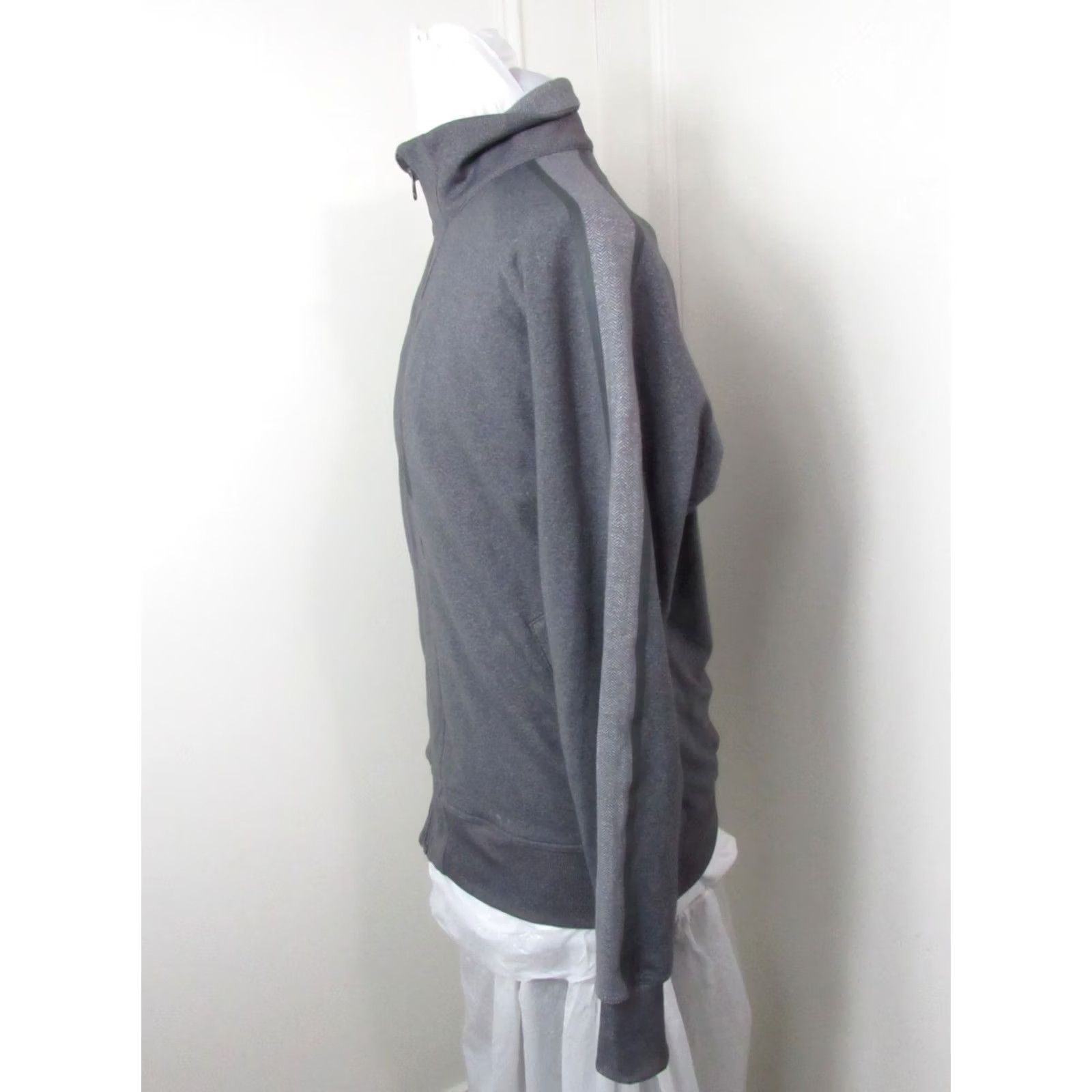 Lululemon Lululemon Heather Gray Athletic Hoodie Mens Medium Full Zip Size US XXL / EU 58 / 5 - 2 Thumbnail