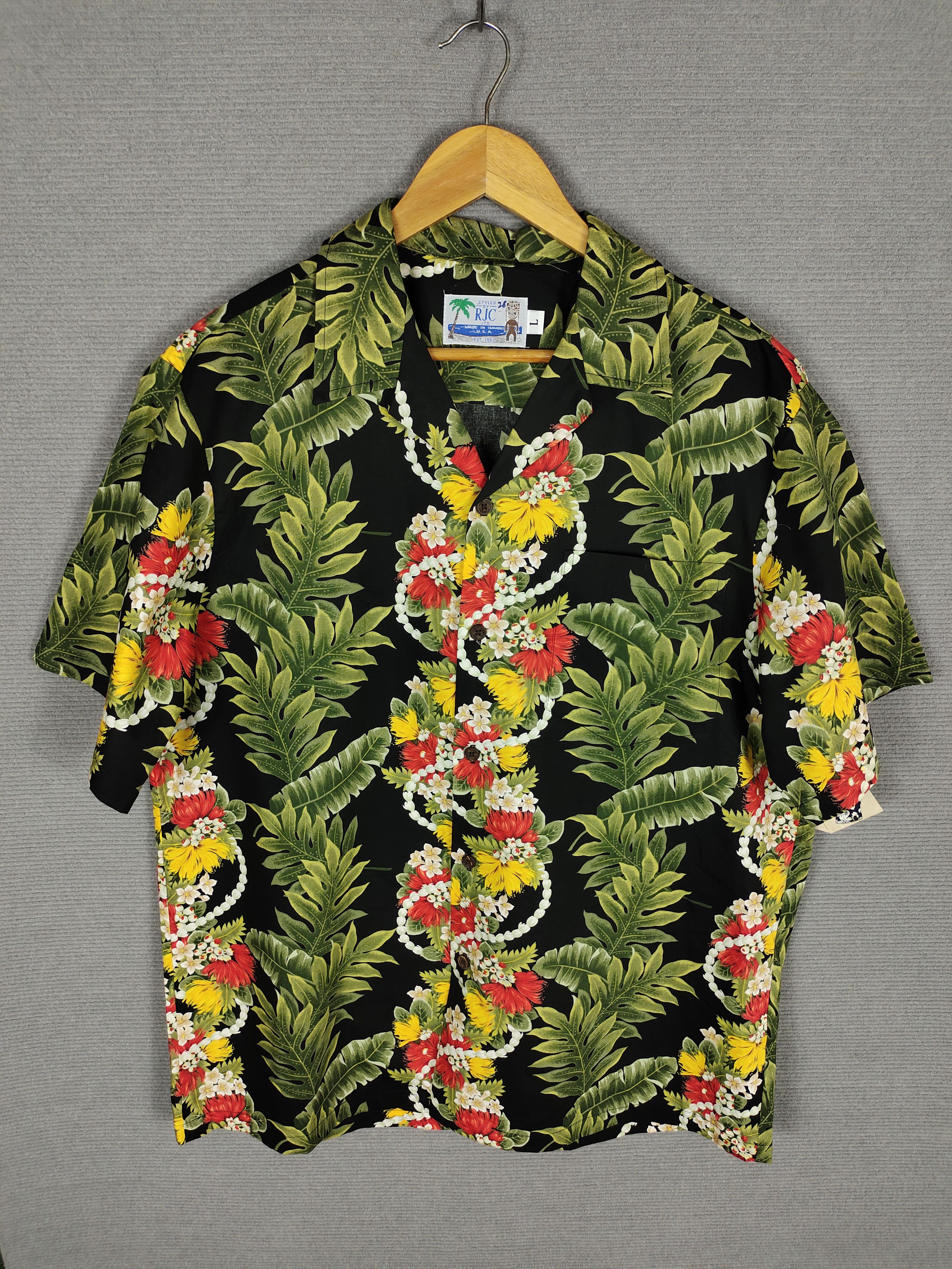 1980s RJC Flowers Printed Panel Classic Hawaiian Shirt