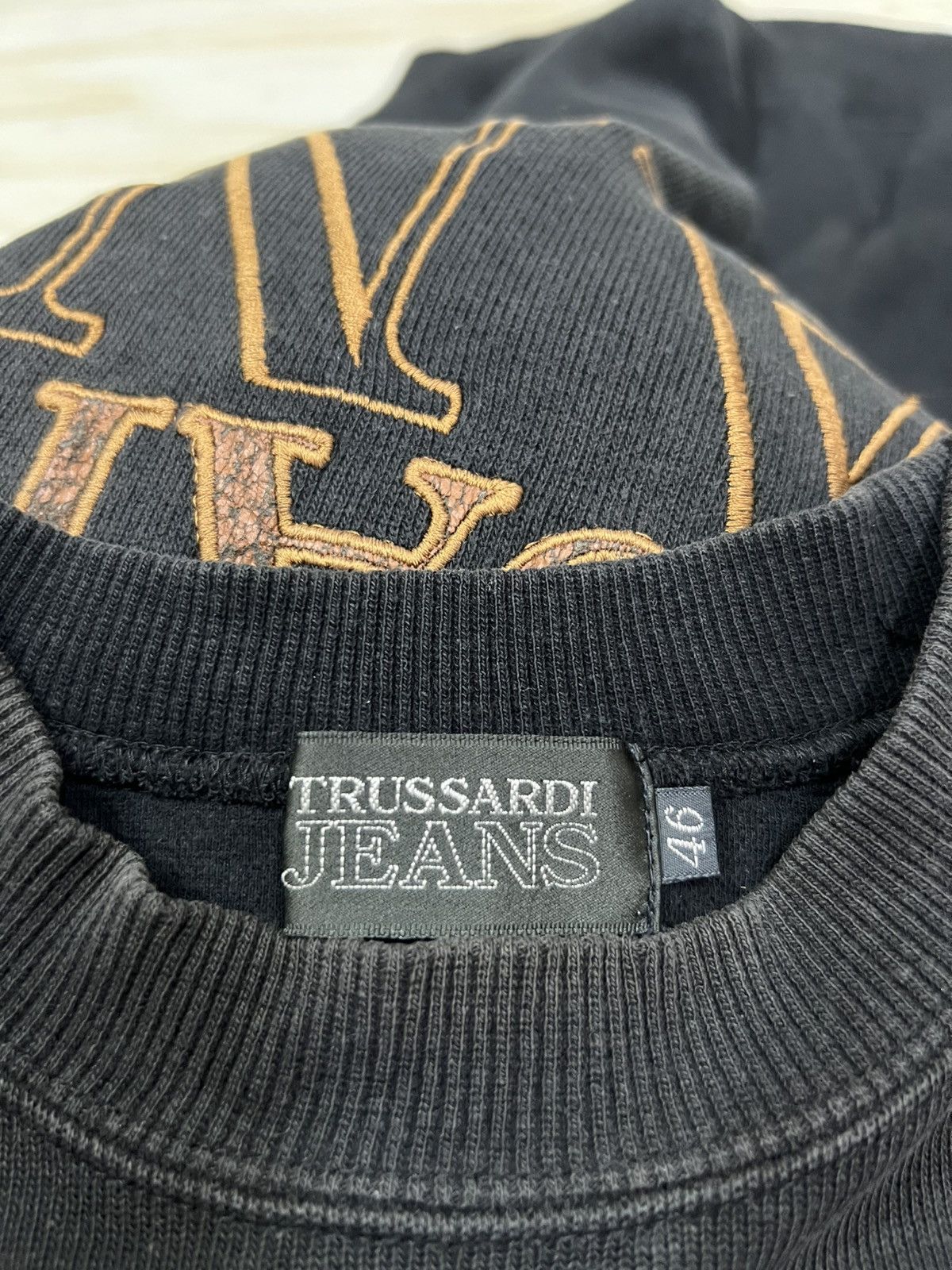 Trussardi 90s Trussardi Jeans Sun Faded Sweatshirt Size US L / EU 52-54 / 3 - 5 Thumbnail