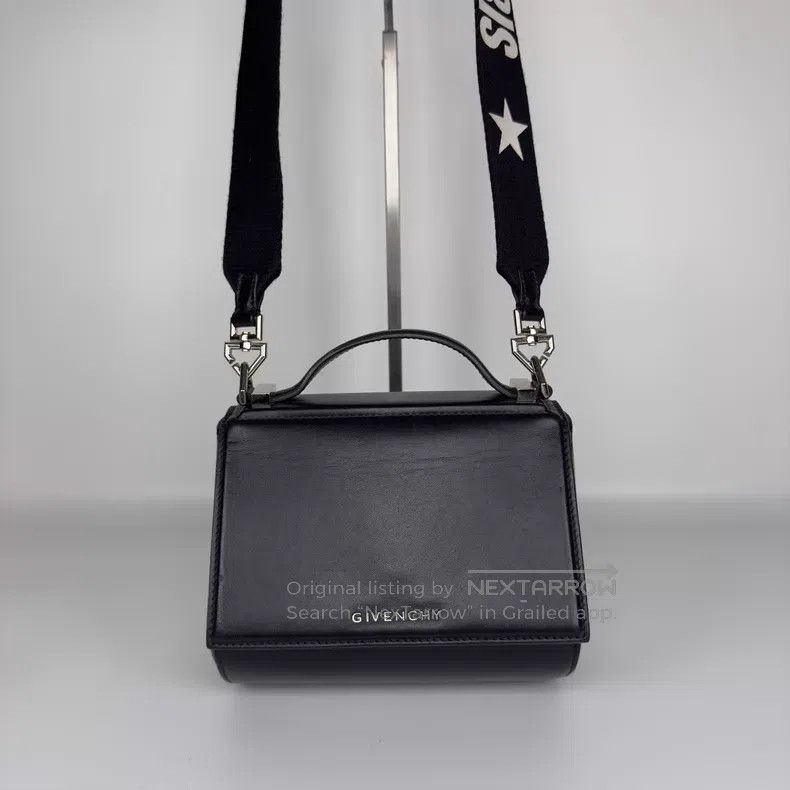 Givenchy Givenchy Black Leather Single Shoulder Bag Size ONE SIZE - 1 Thumbnail