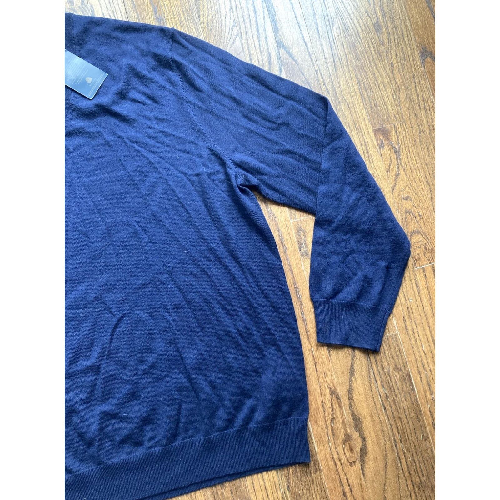 Brooks Brothers NWT Brooks Brothers Mens Sweater V-Neck Navy Blue 2XL Merino Wool Lightweight Pullover Knit Casual Business Color: Blue Size US XXL / EU 58 / 5 - 3 Thumbnail