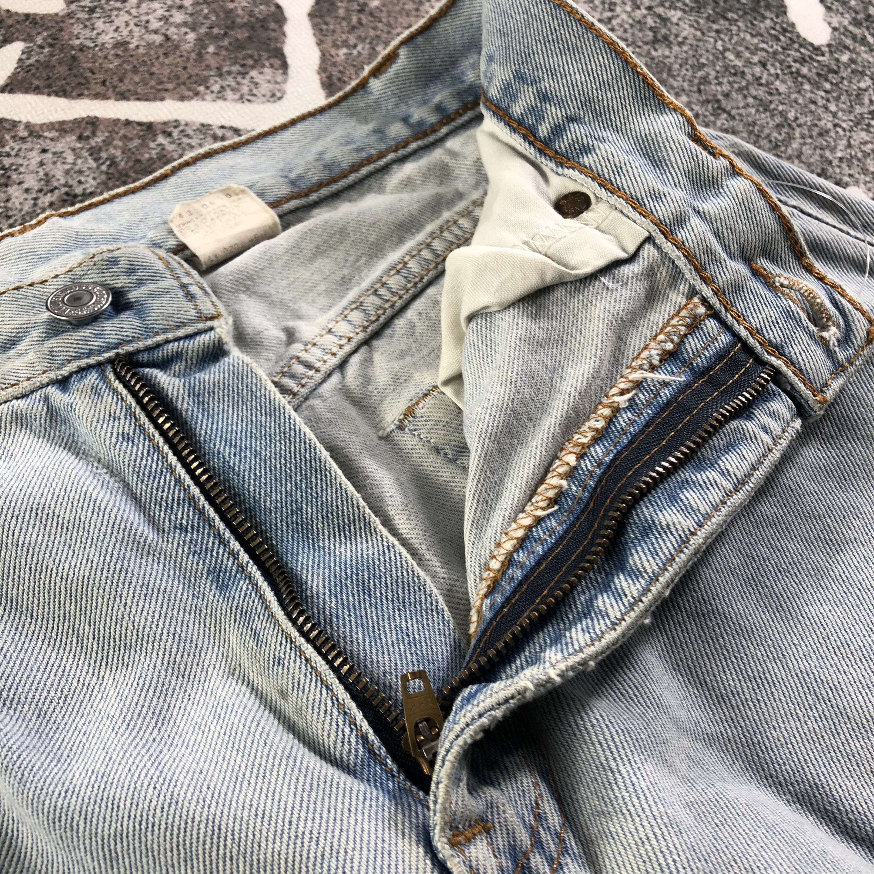 Levi's Vintage Levis 505 Jeans Ripped Denim KJ2293 Size US 28 / EU 44 - 7 Thumbnail